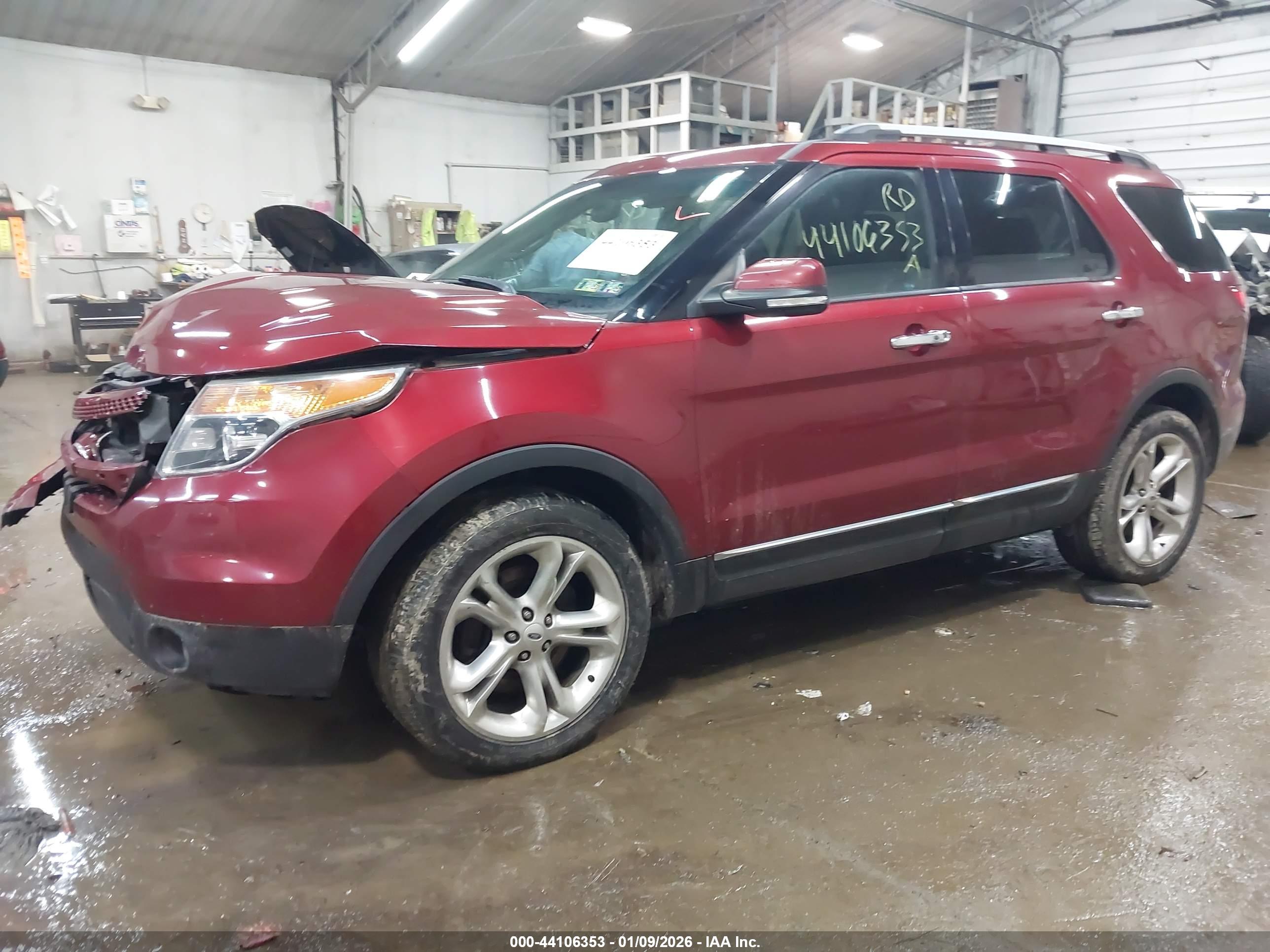 FORD EXPLORER image 2