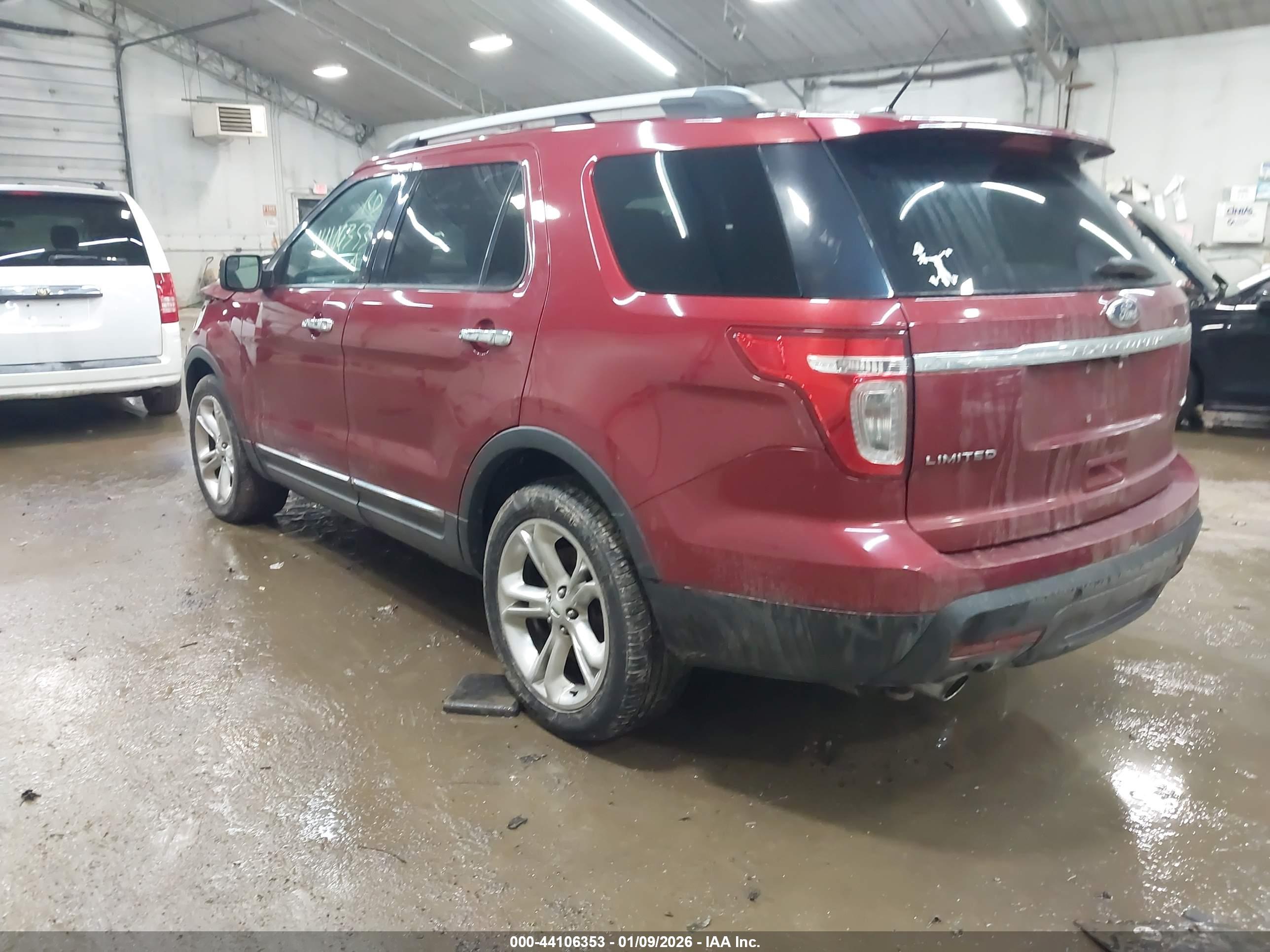 FORD EXPLORER image 3