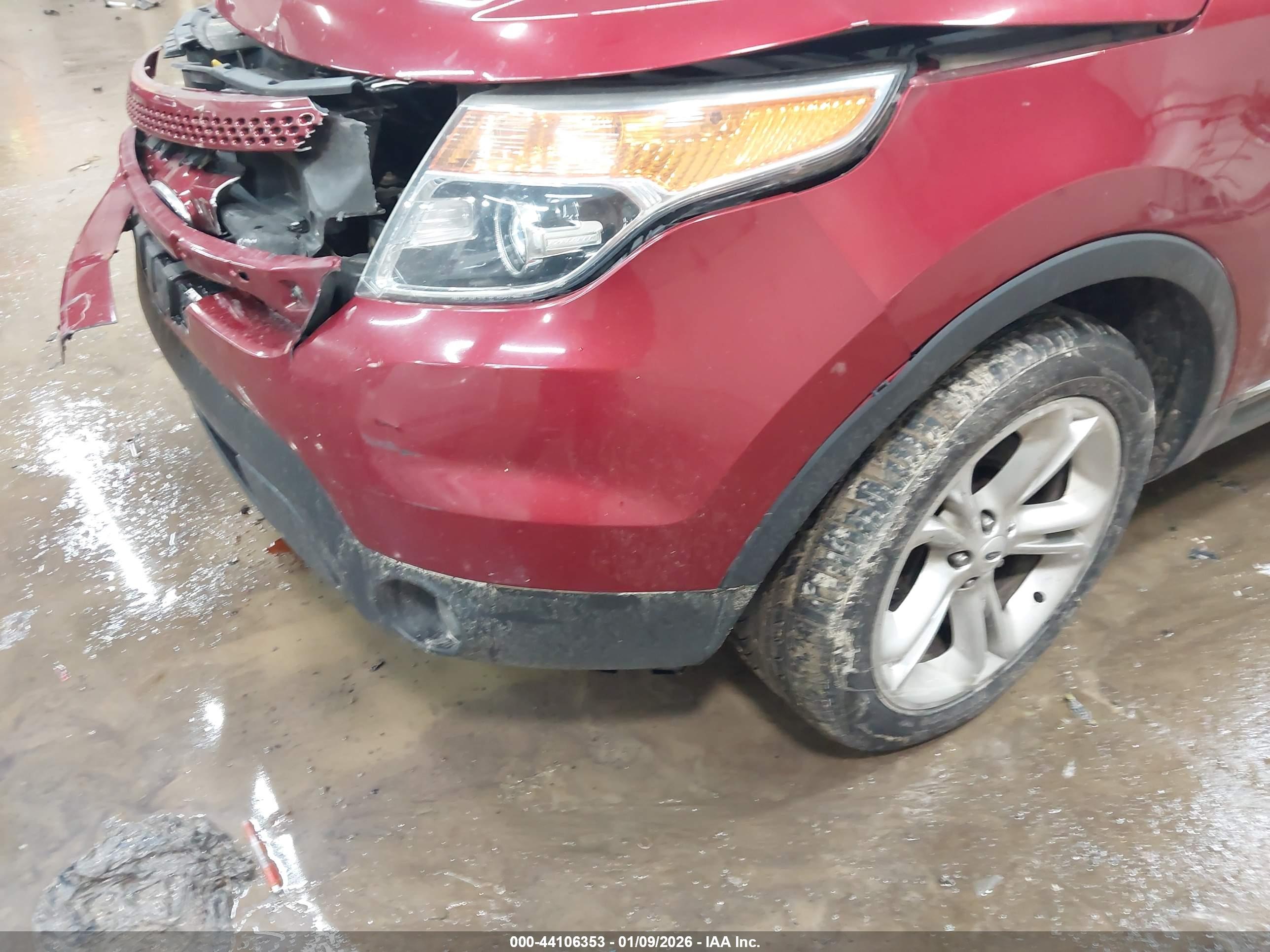 FORD EXPLORER image 6