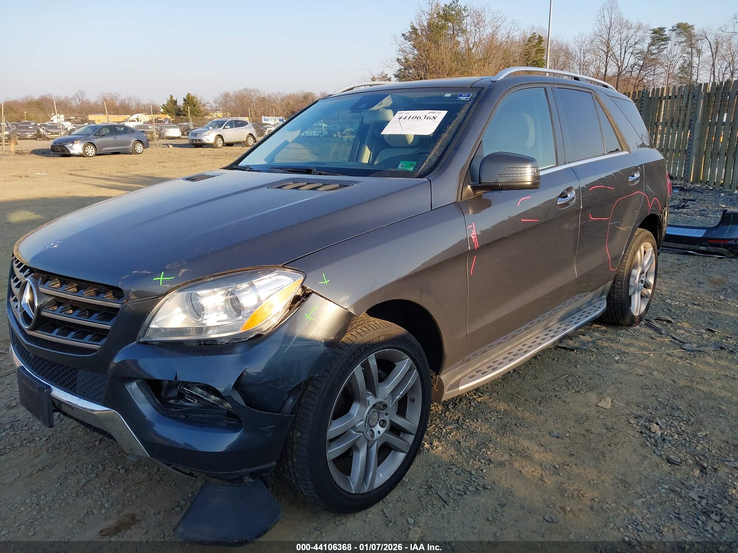 MERCEDES-BENZ ML image 2