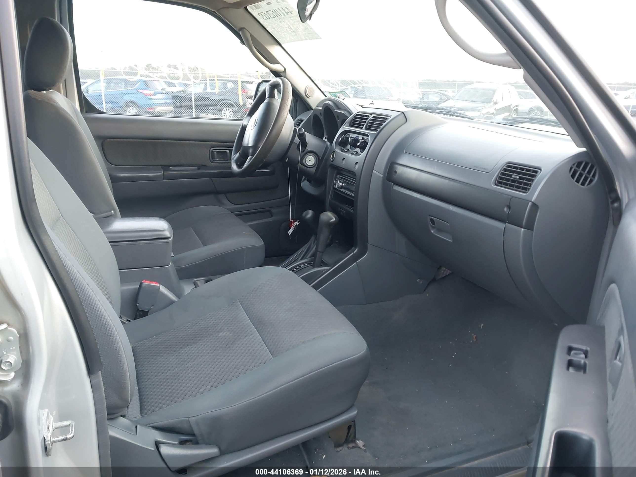 NISSAN XTERRA image 5