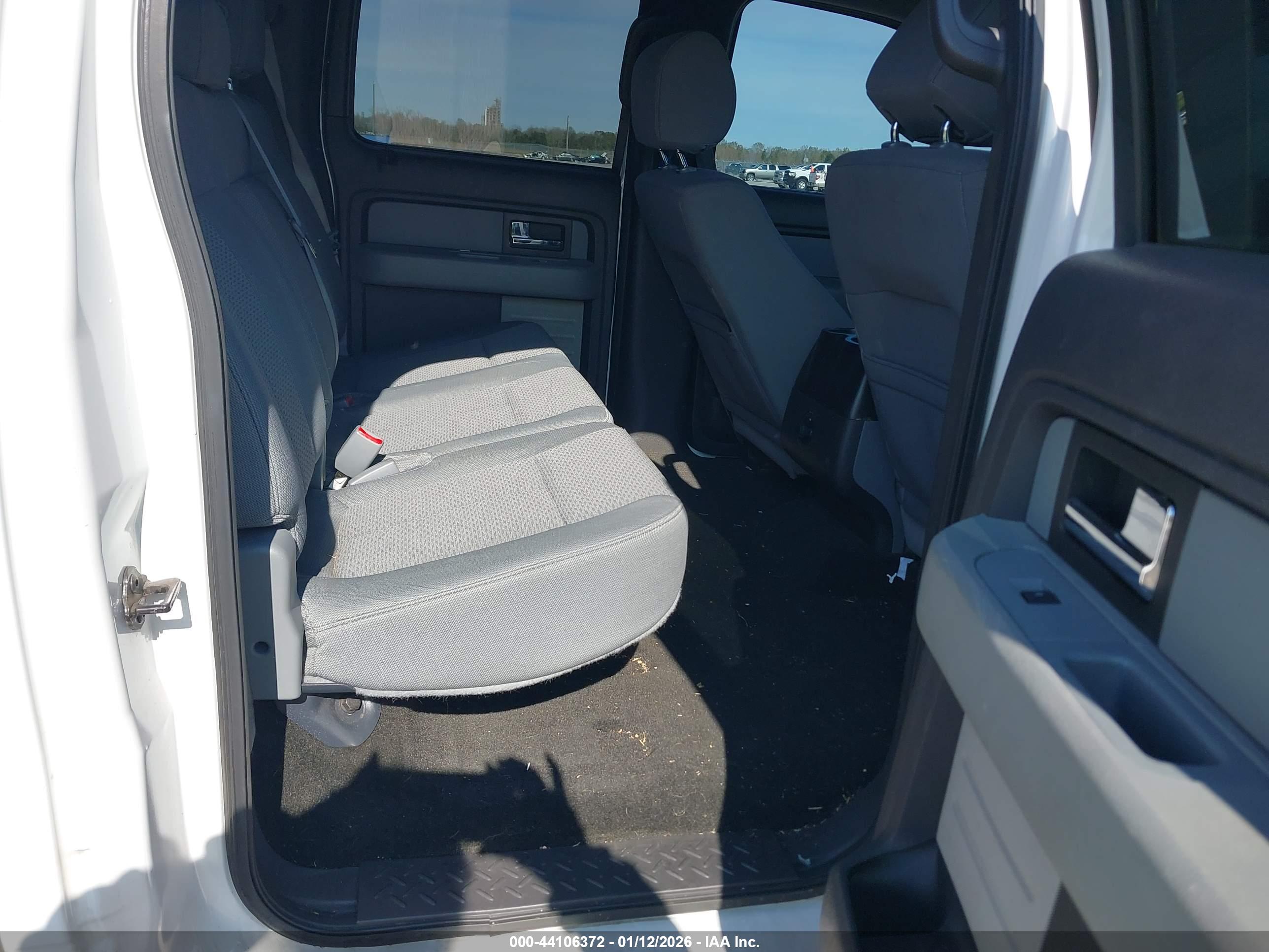 FORD F-150 image 8