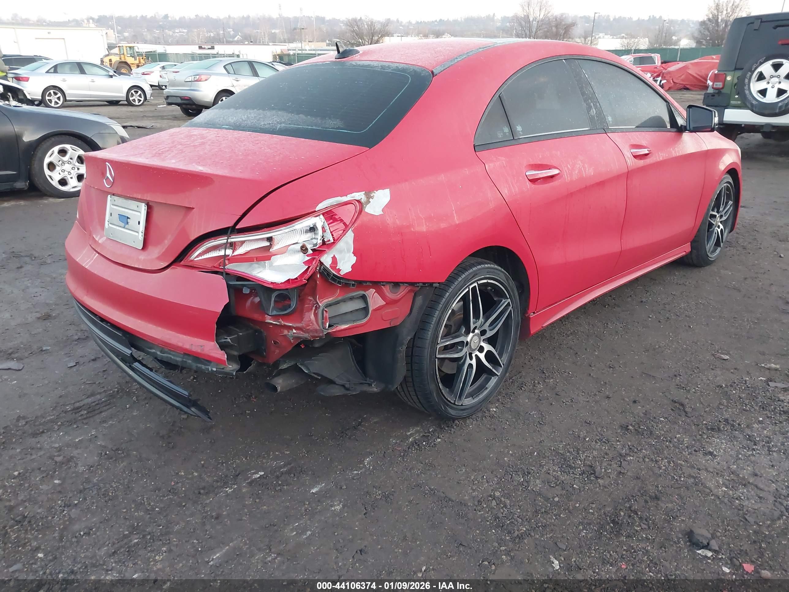 MERCEDES-BENZ CLA image 4
