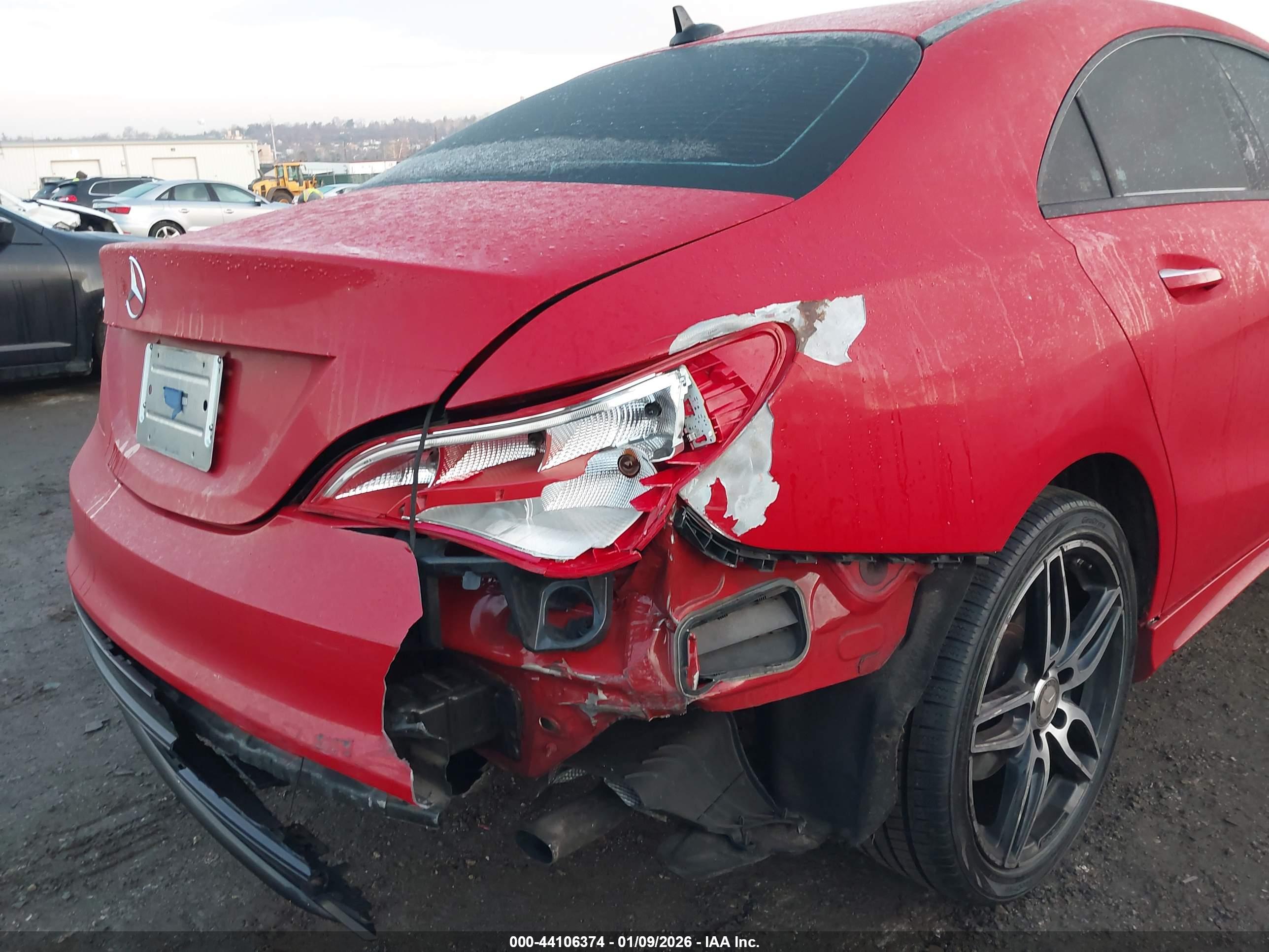 MERCEDES-BENZ CLA image 6