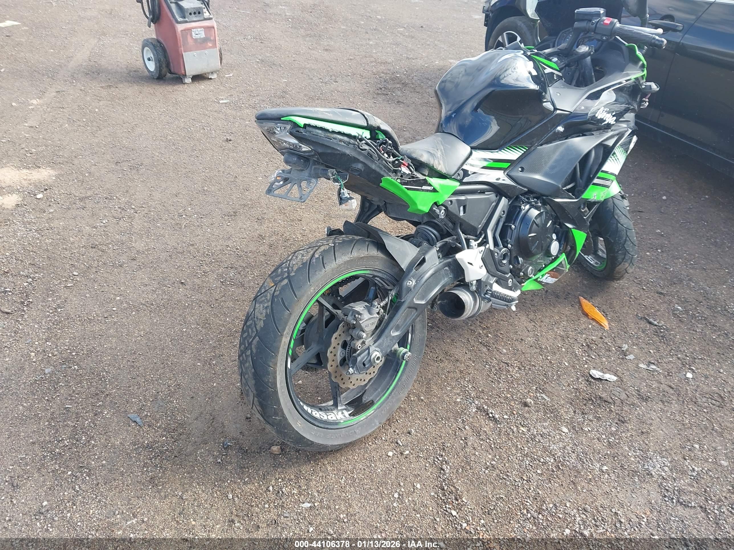KAWASAKI EX650 image 4
