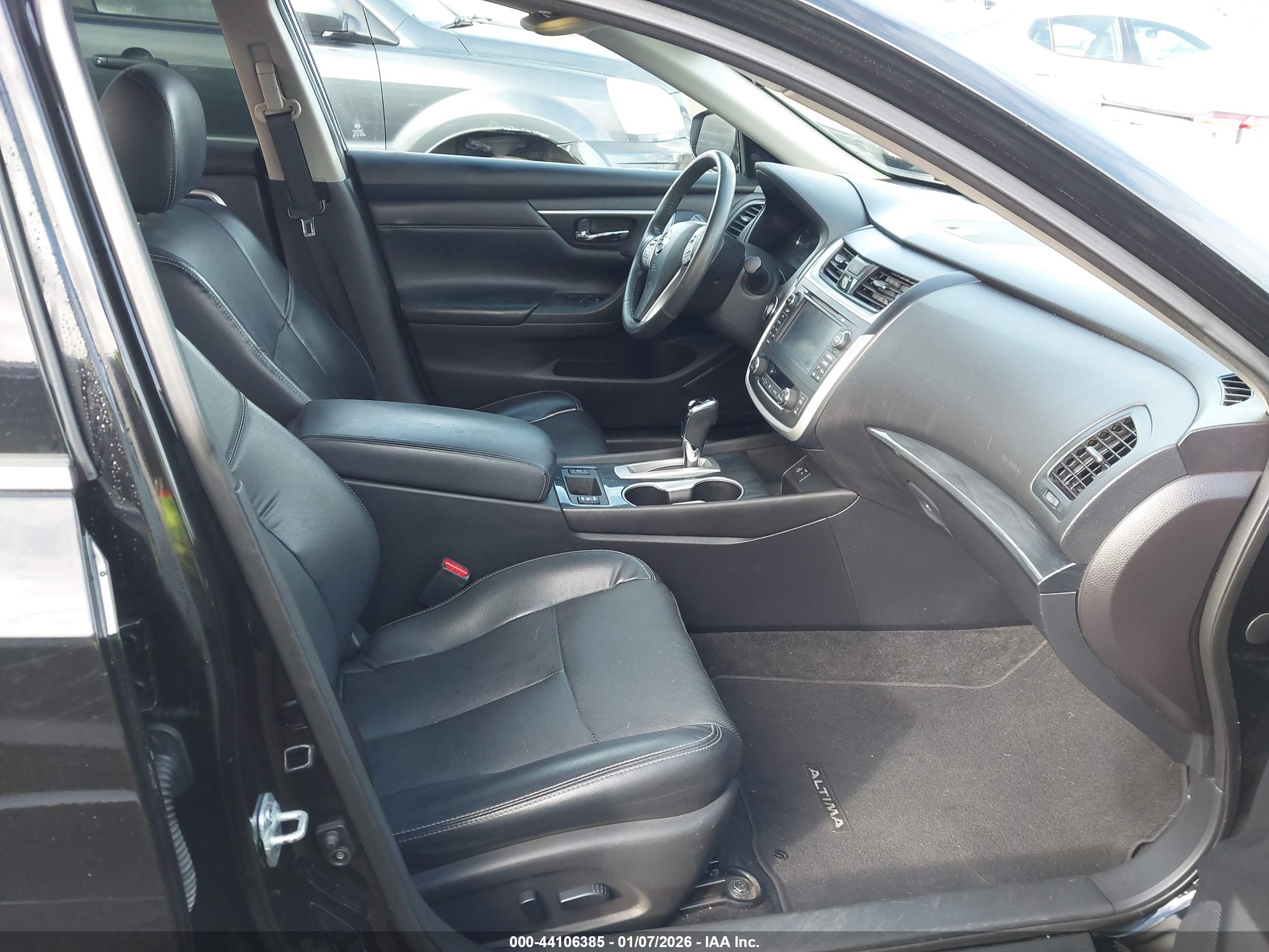 NISSAN ALTIMA image 5