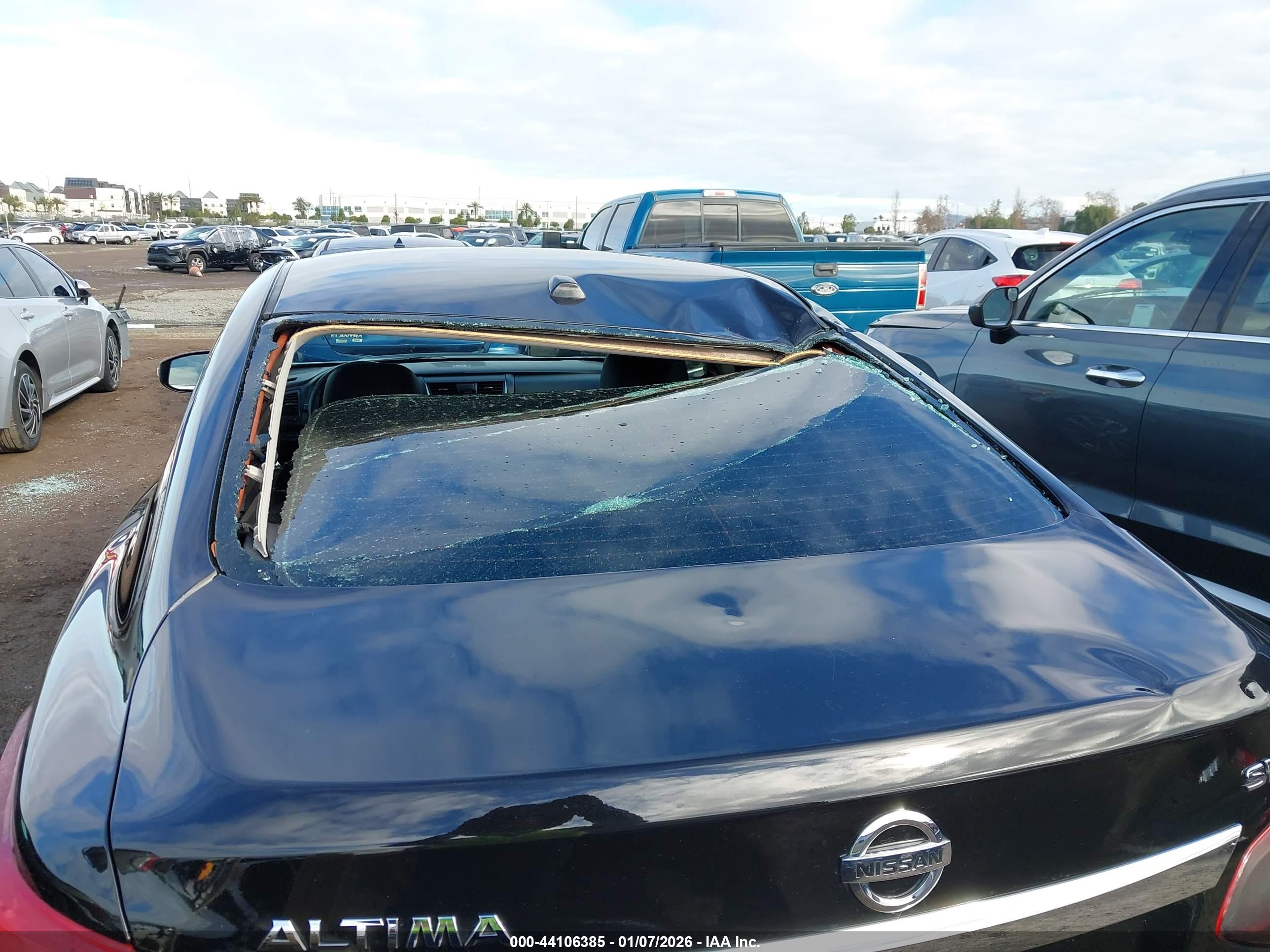 NISSAN ALTIMA image 6