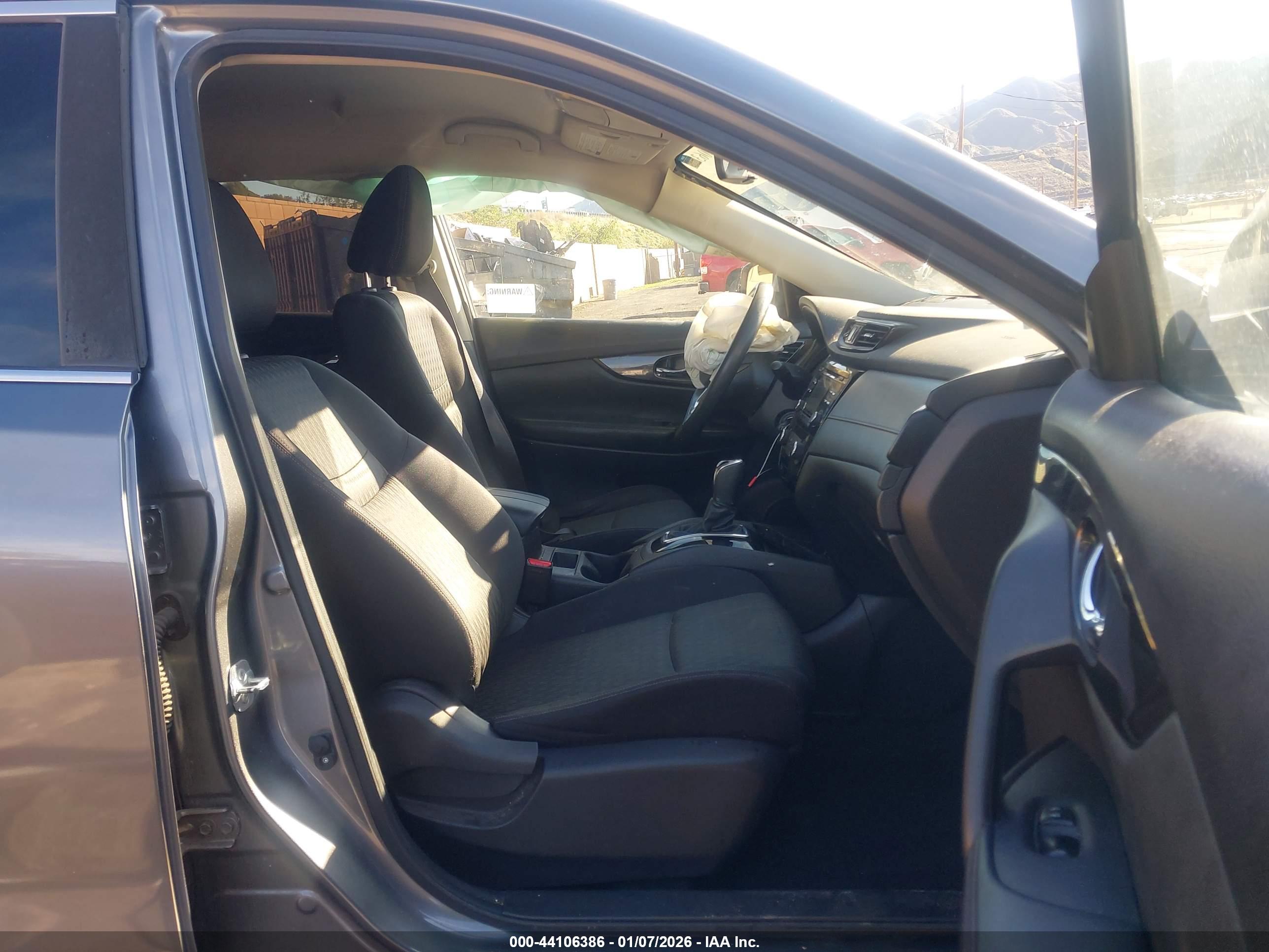 NISSAN ROGUE image 5