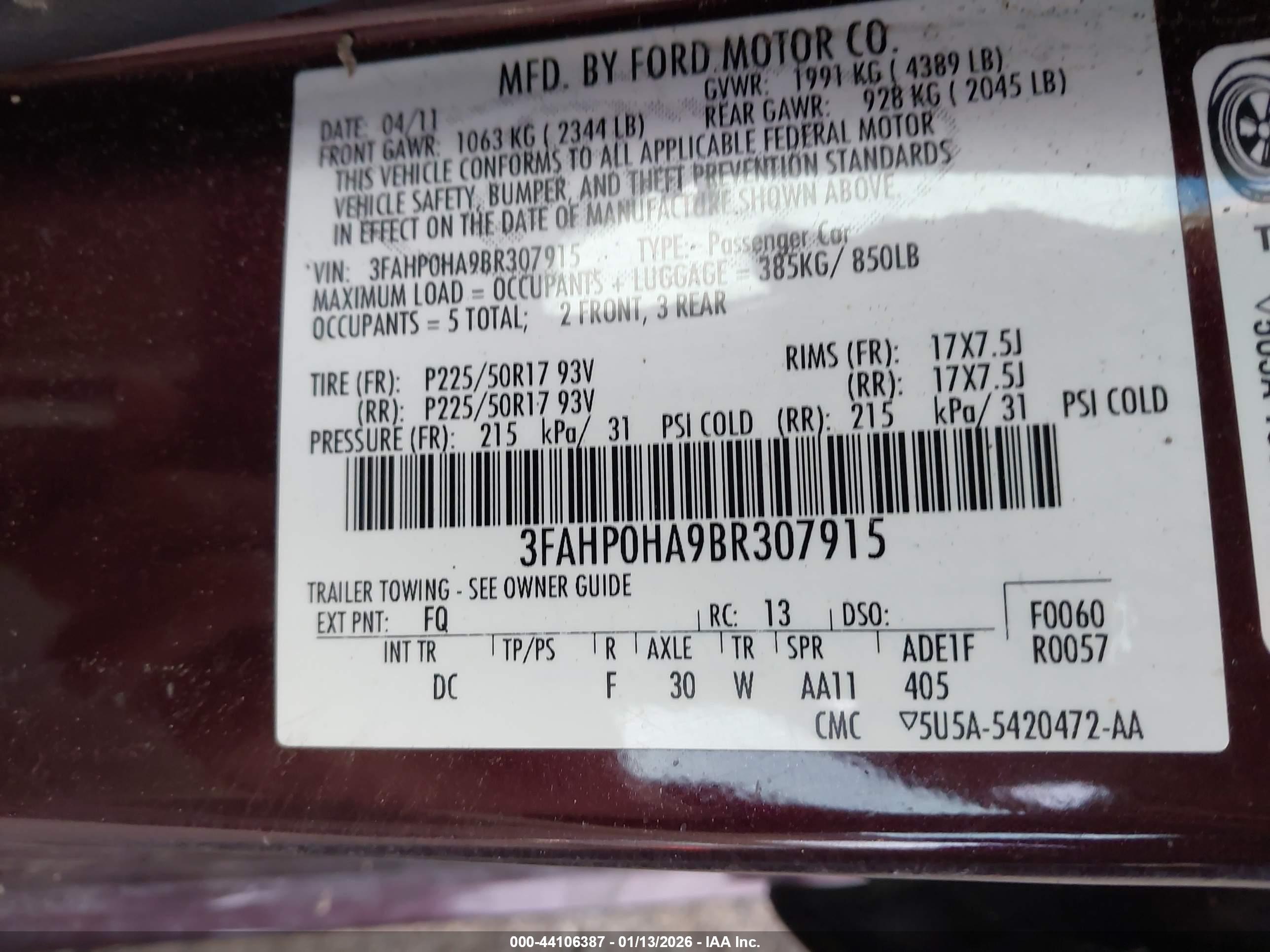 FORD FUSION image 9