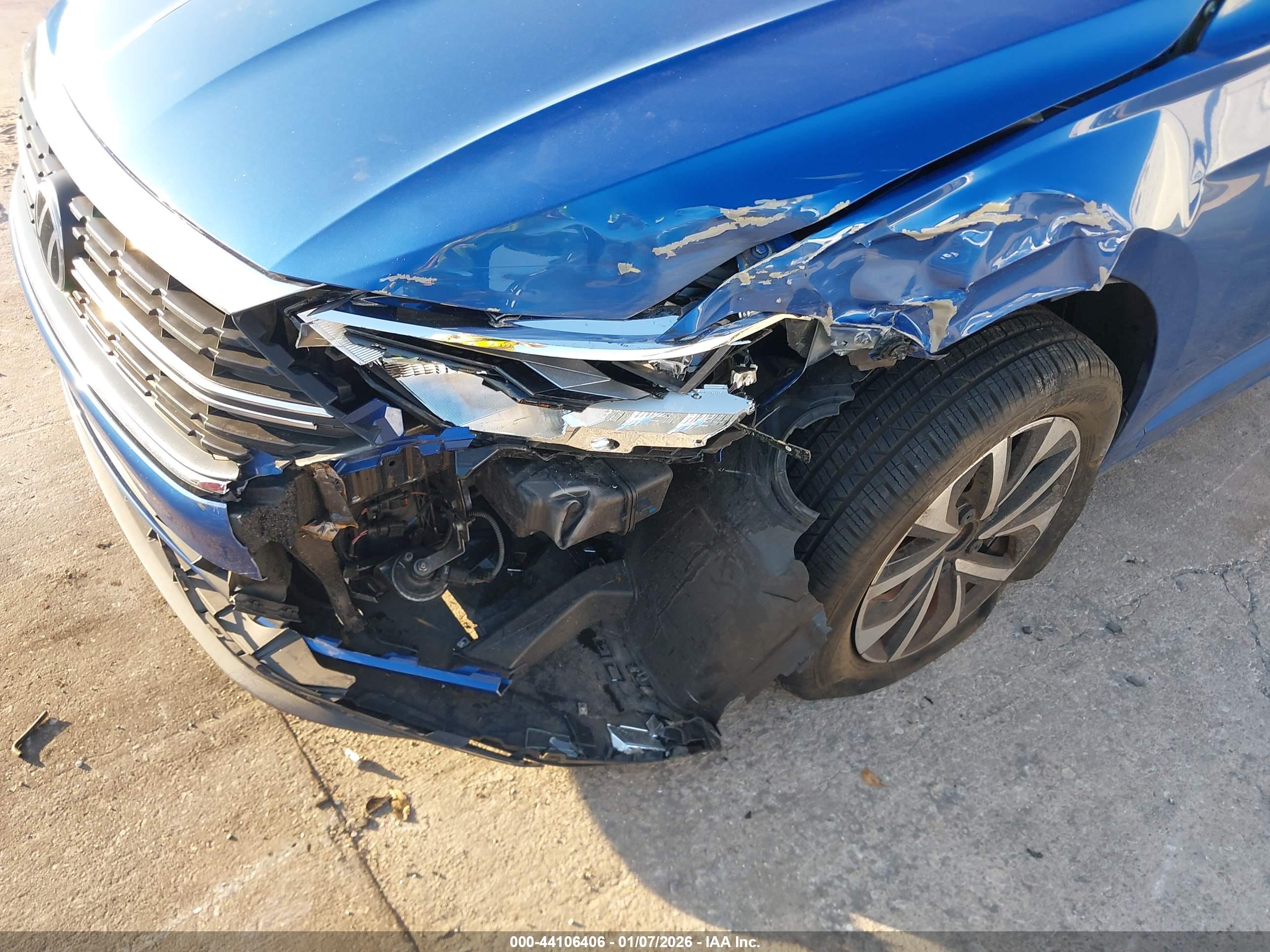 VOLKSWAGEN JETTA image 6