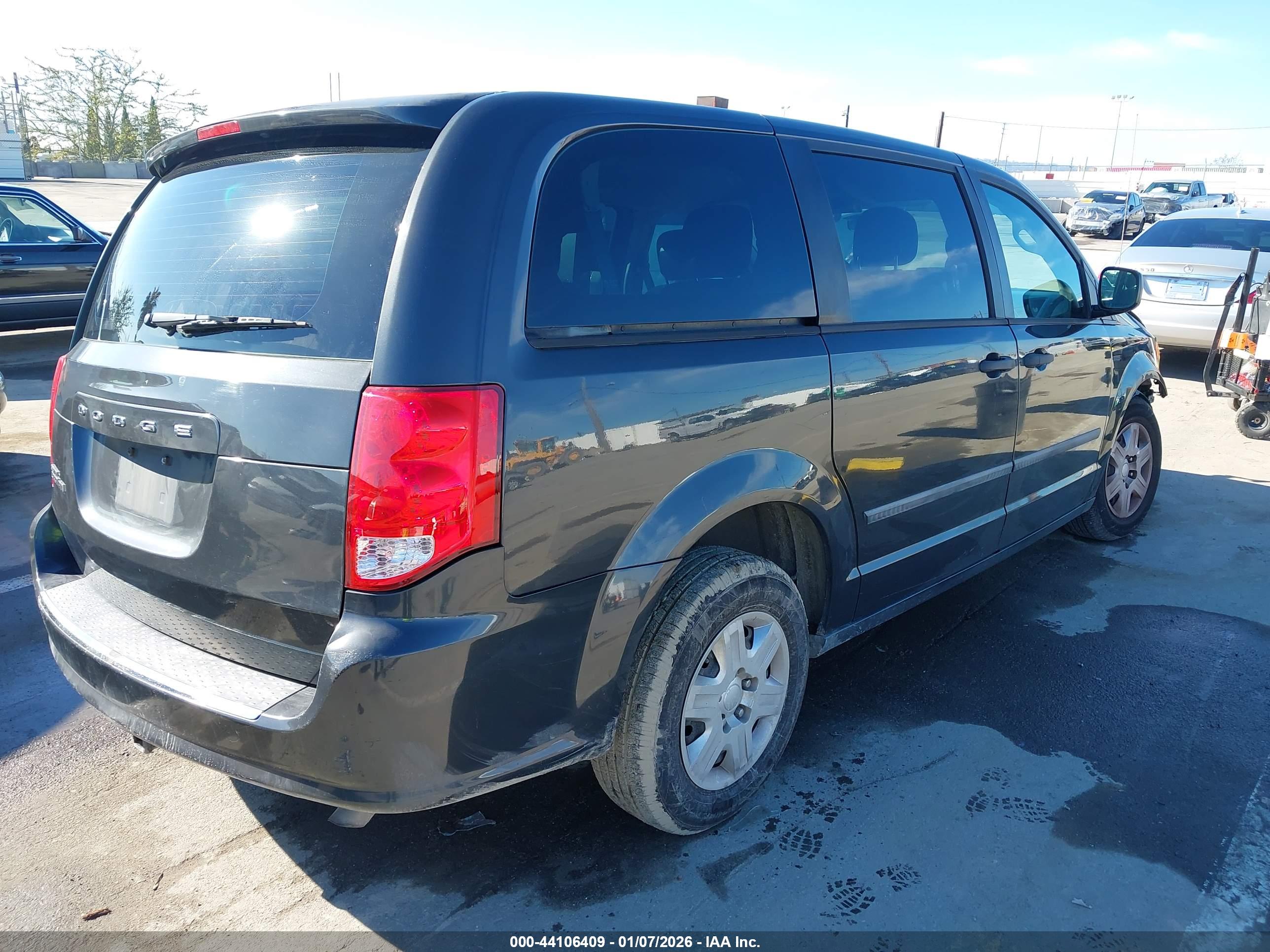 DODGE GRAND image 4