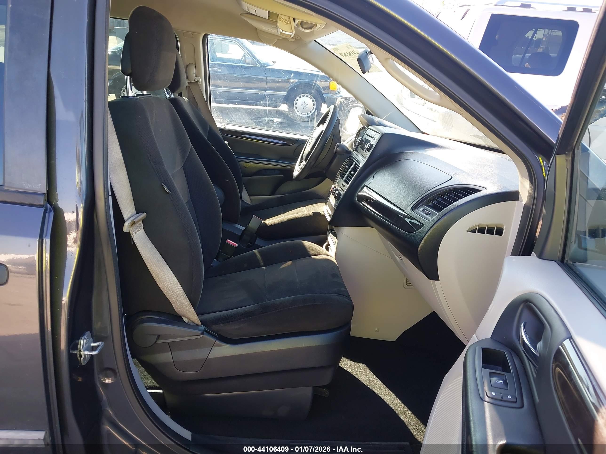 DODGE GRAND image 5
