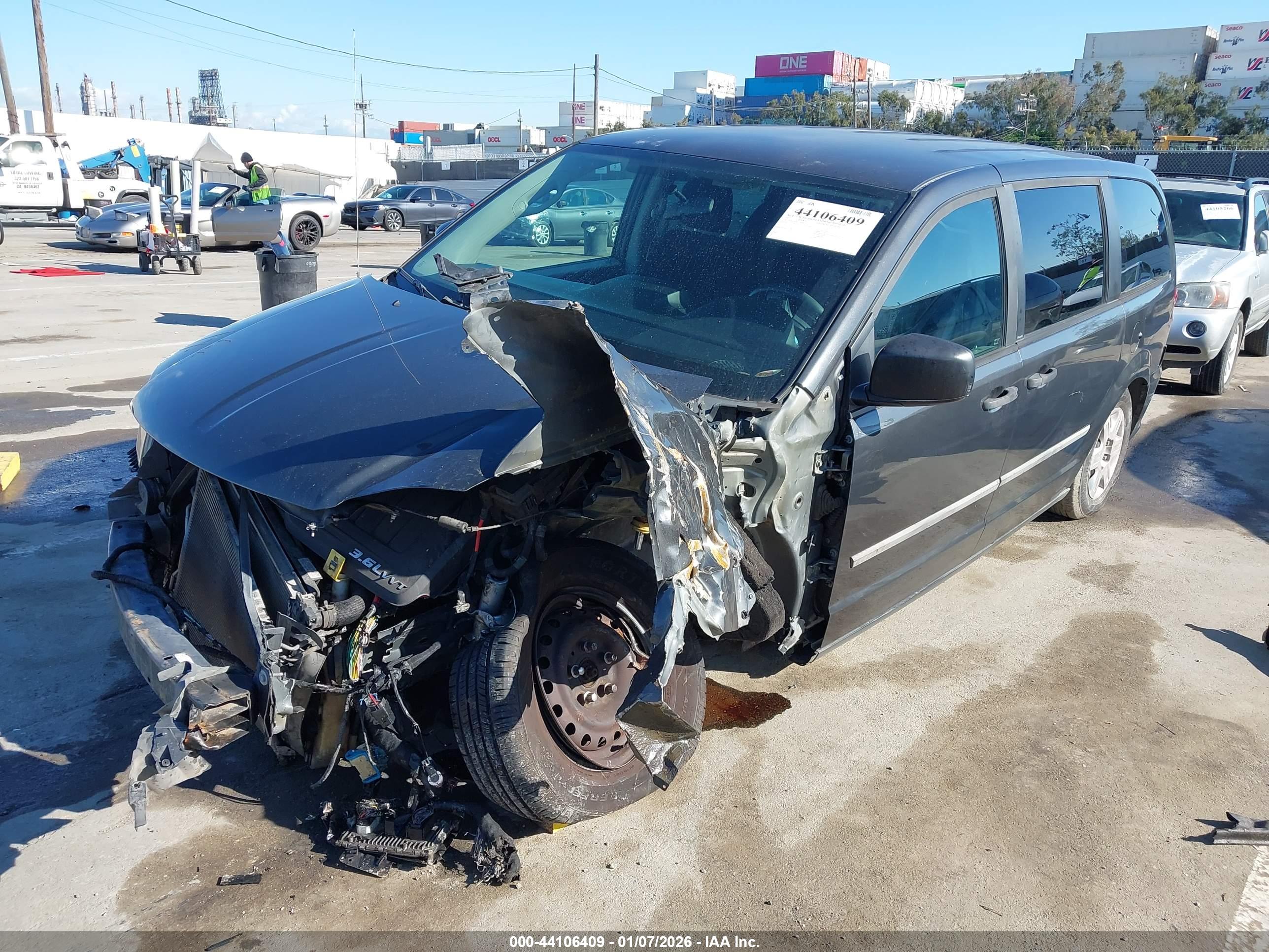 DODGE GRAND image 6