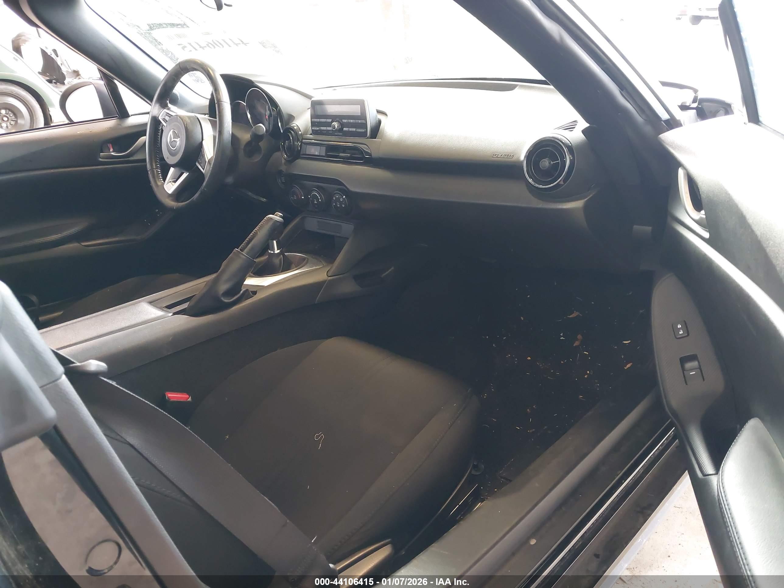 MAZDA MX-5 image 5