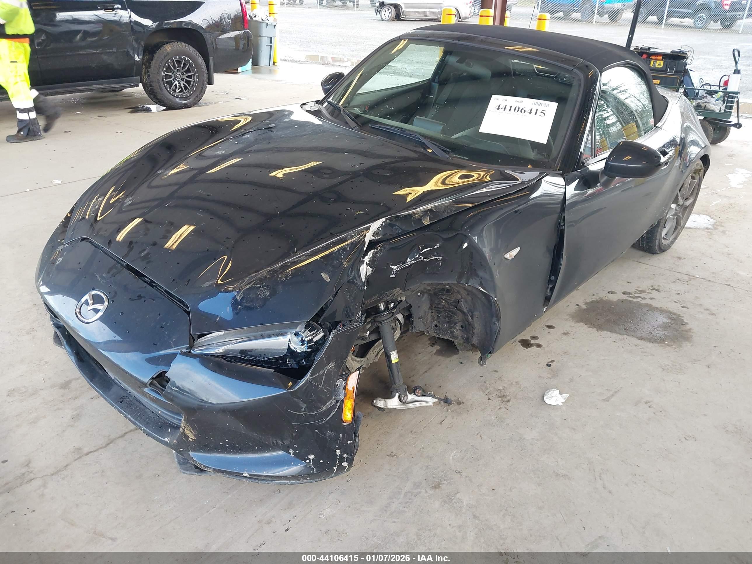 MAZDA MX-5 image 6