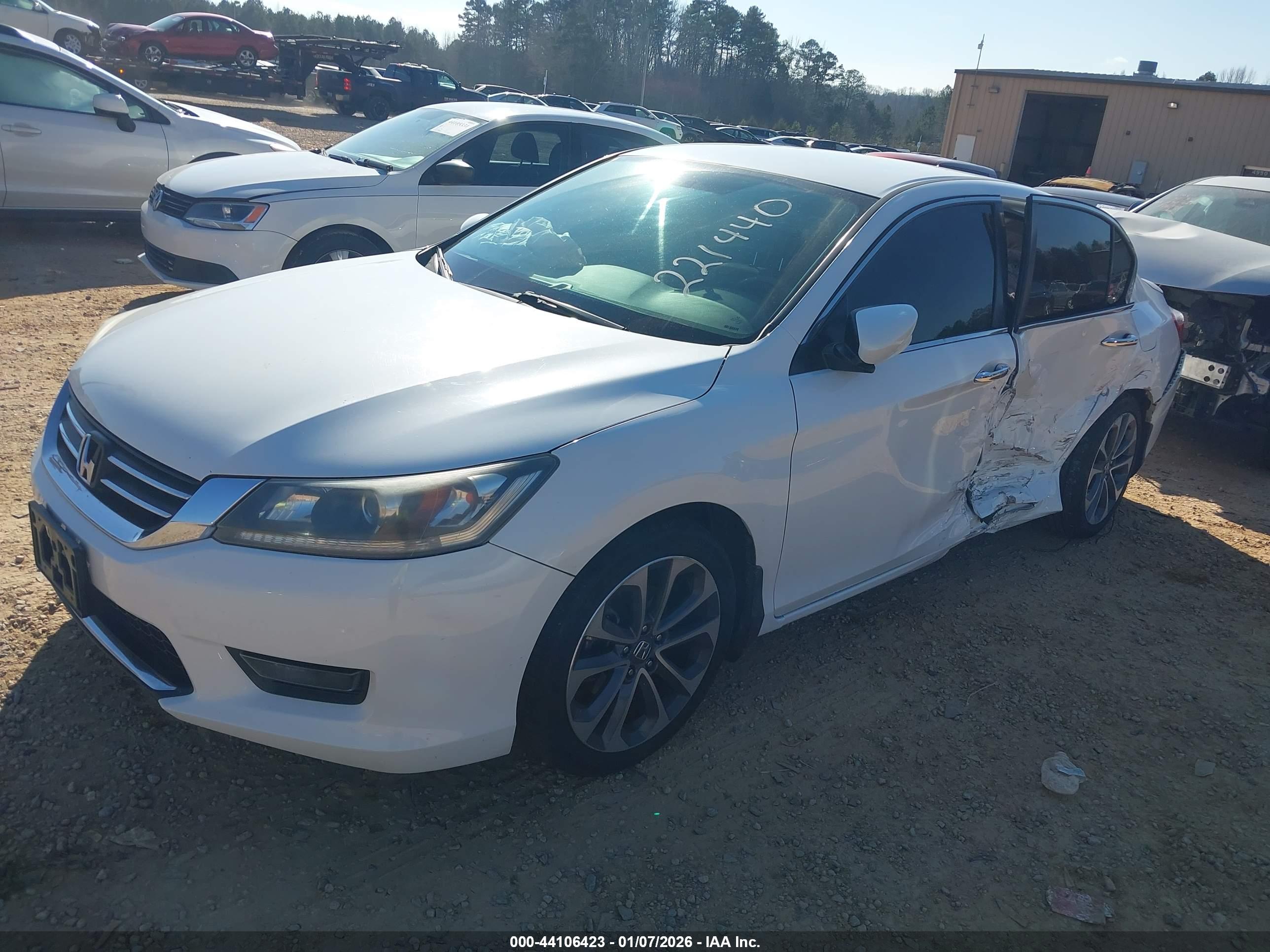 HONDA ACCORD image 2
