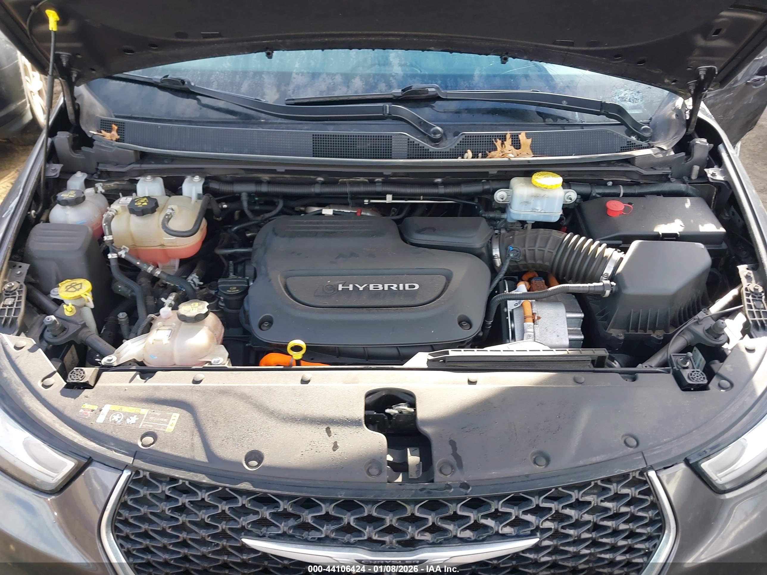 CHRYSLER PACIFICA image 10