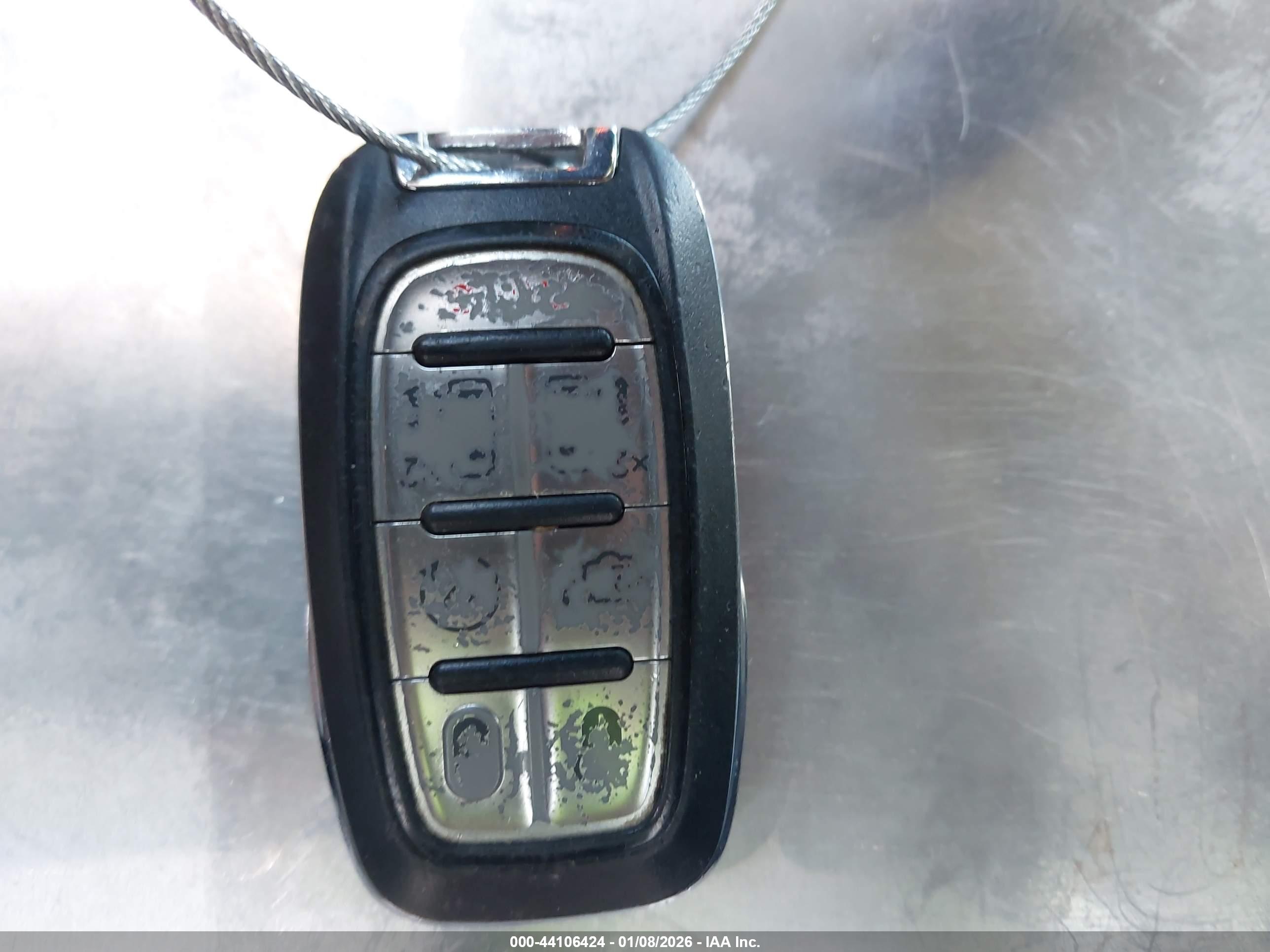 CHRYSLER PACIFICA image 11