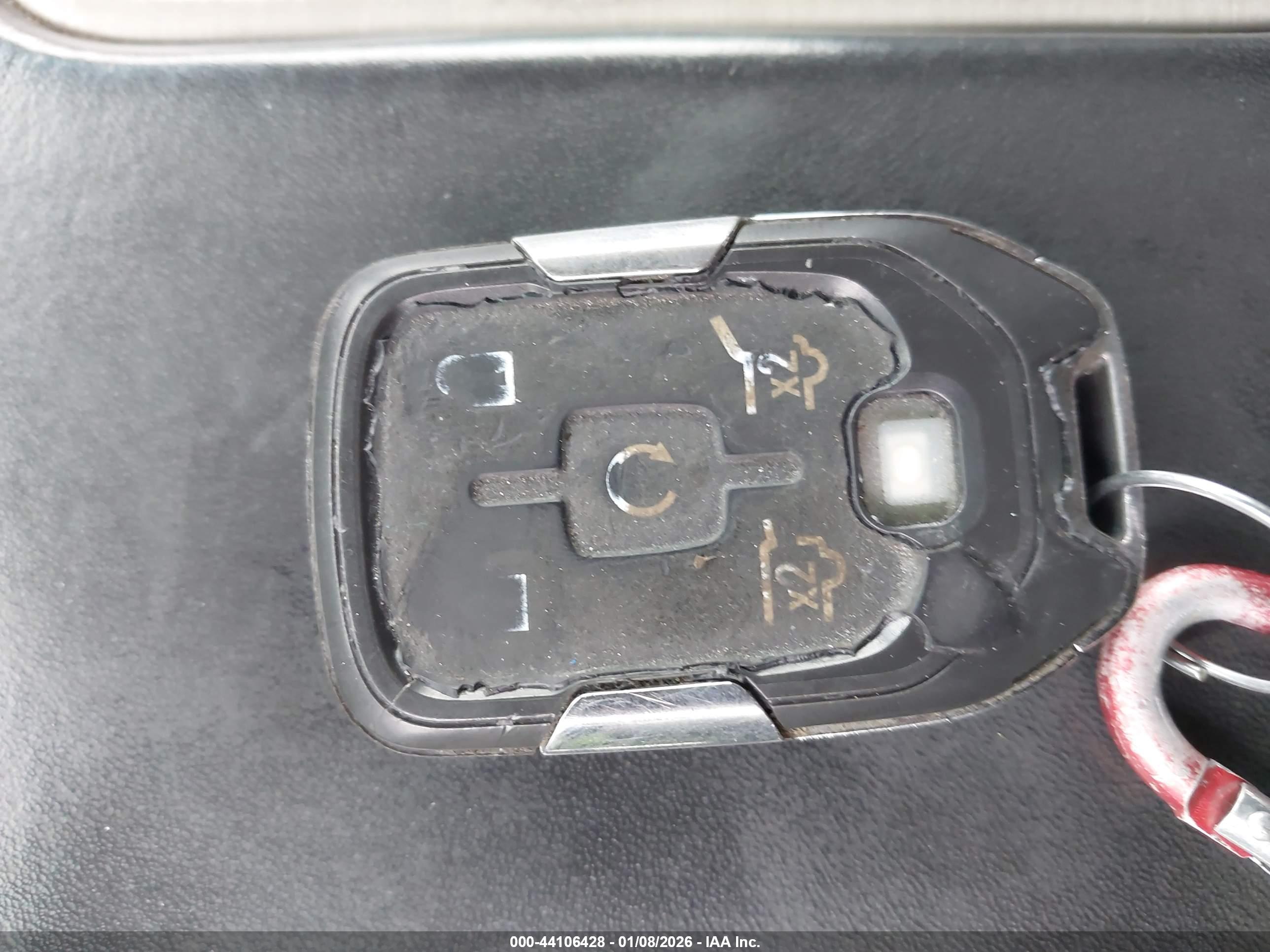 GMC YUKON image 11