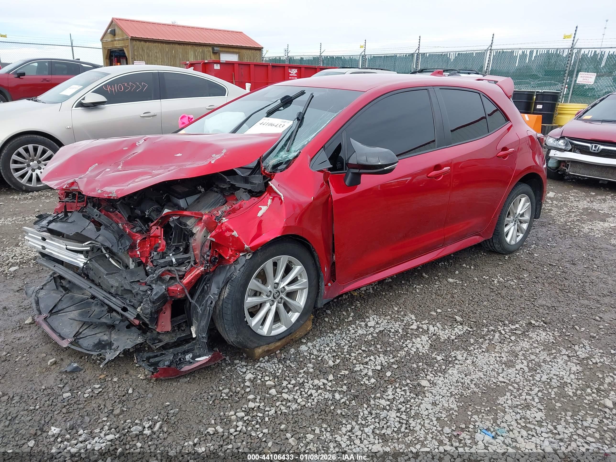 TOYOTA COROLLA image 2