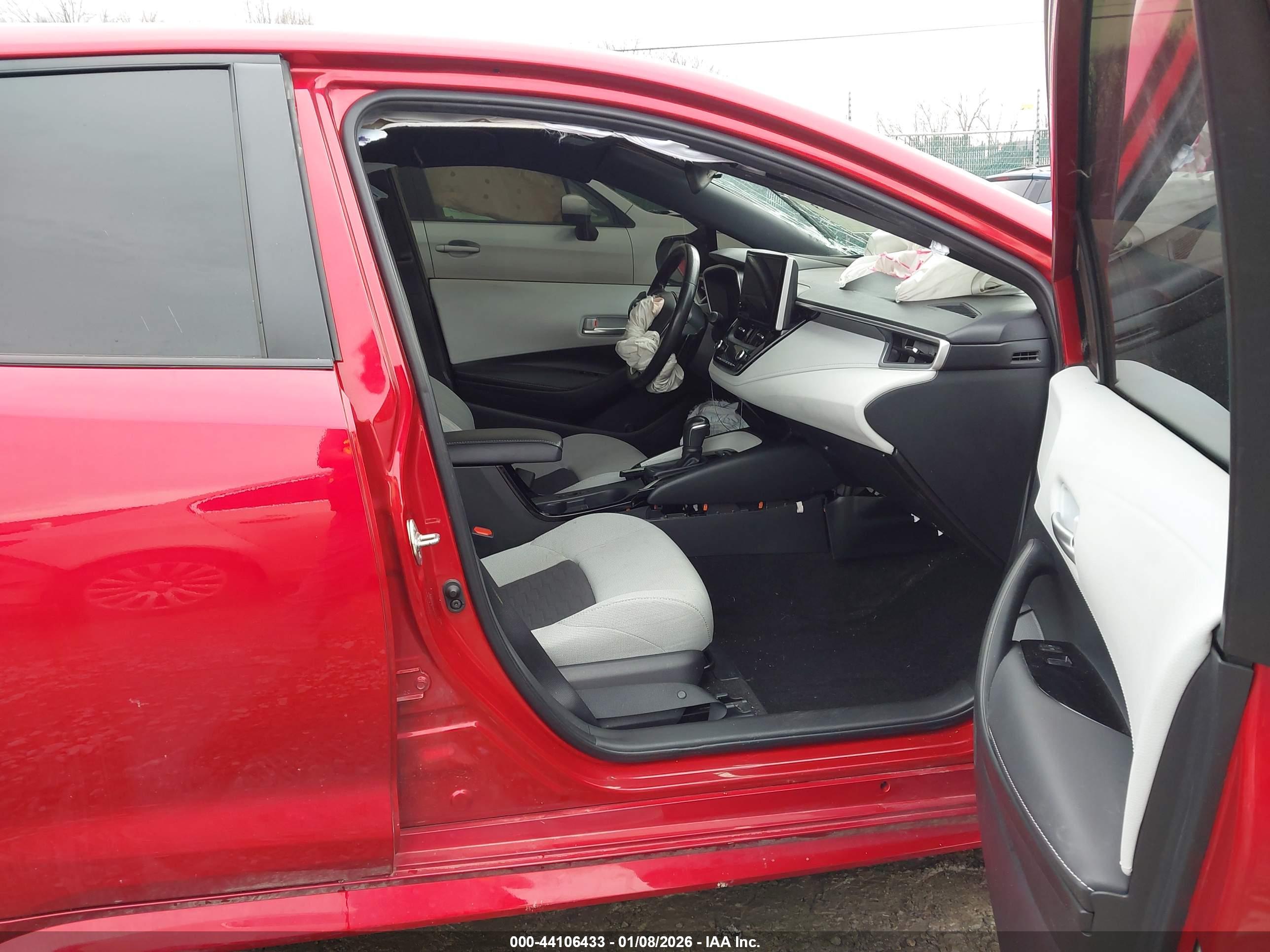 TOYOTA COROLLA image 5