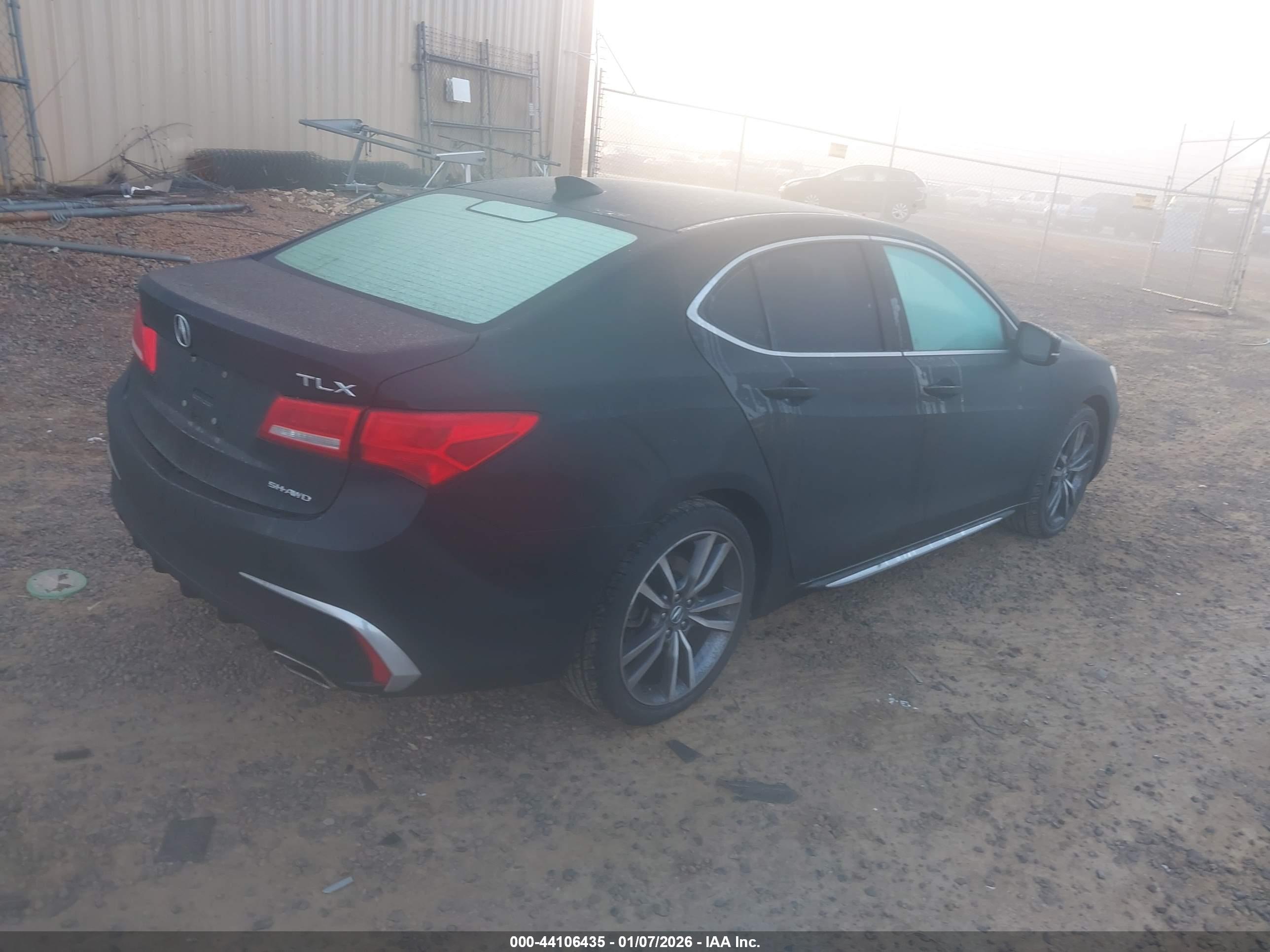 ACURA TLX image 4