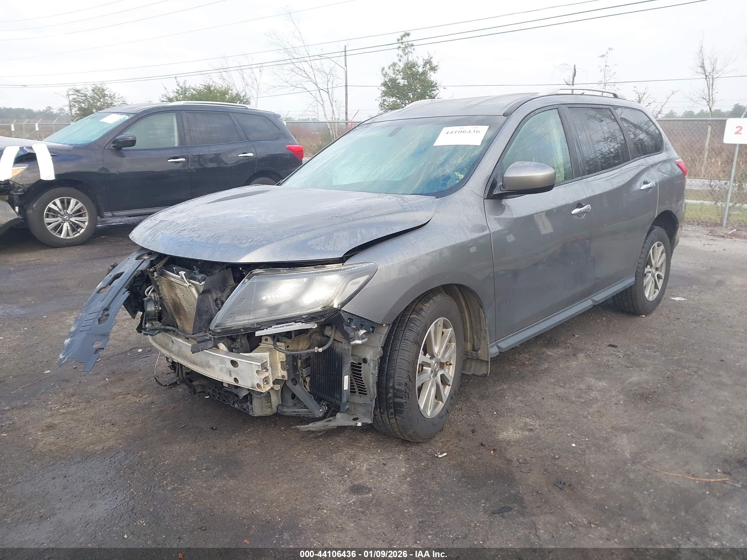 NISSAN PATHFINDER image 2