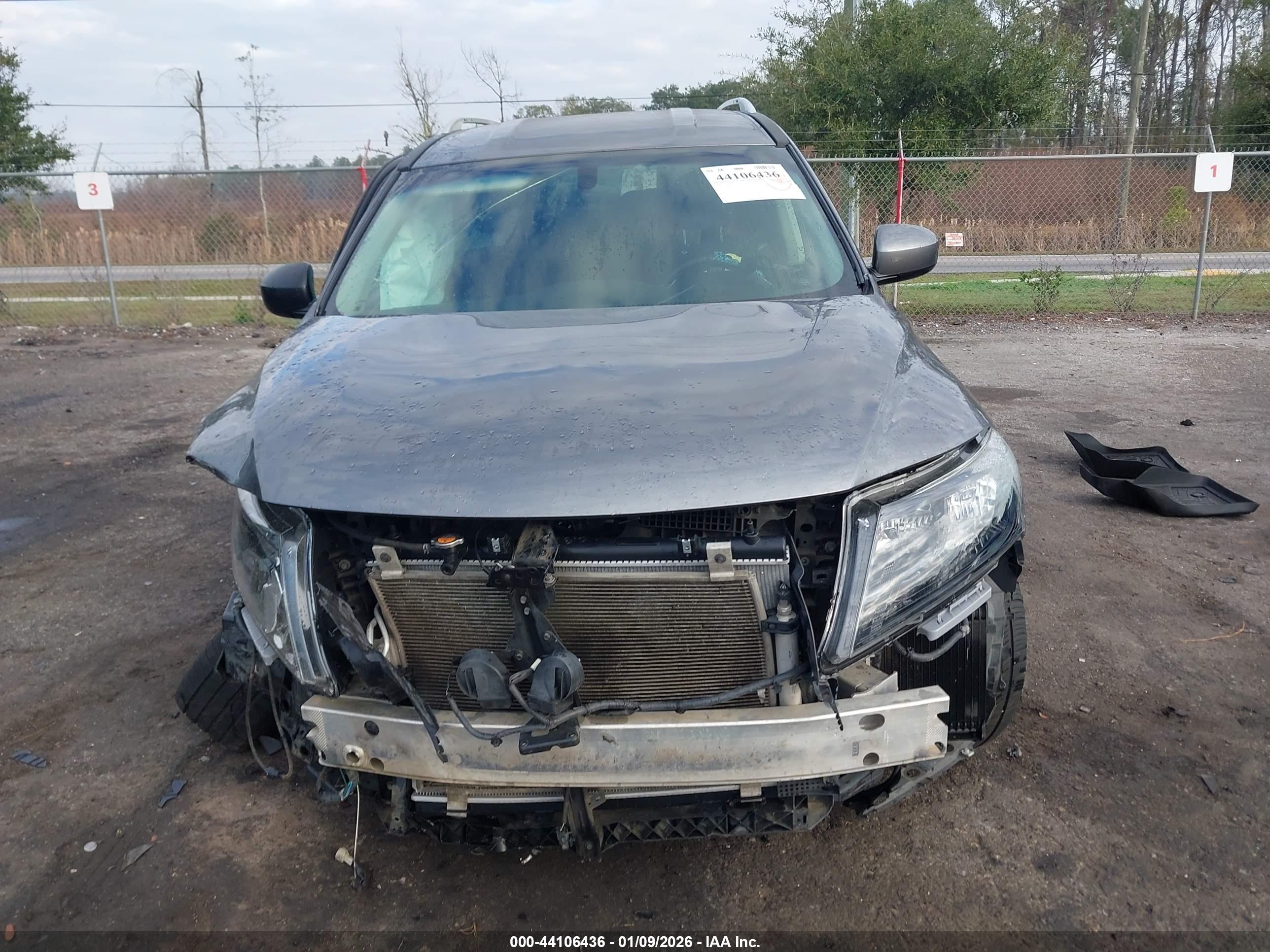 NISSAN PATHFINDER image 6