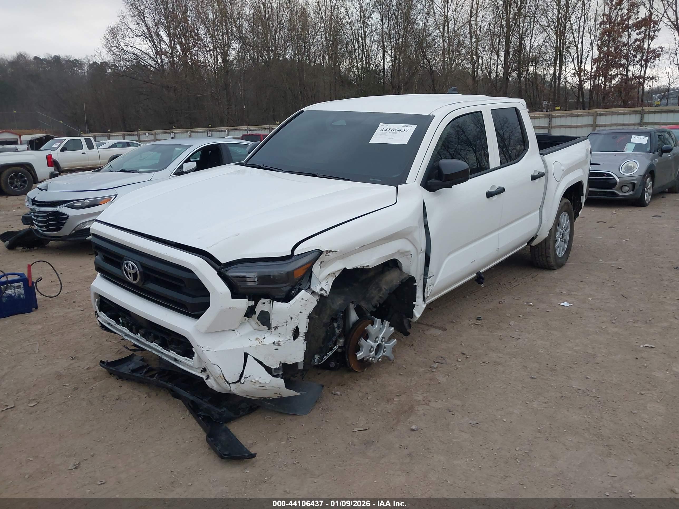 TOYOTA TACOMA image 2