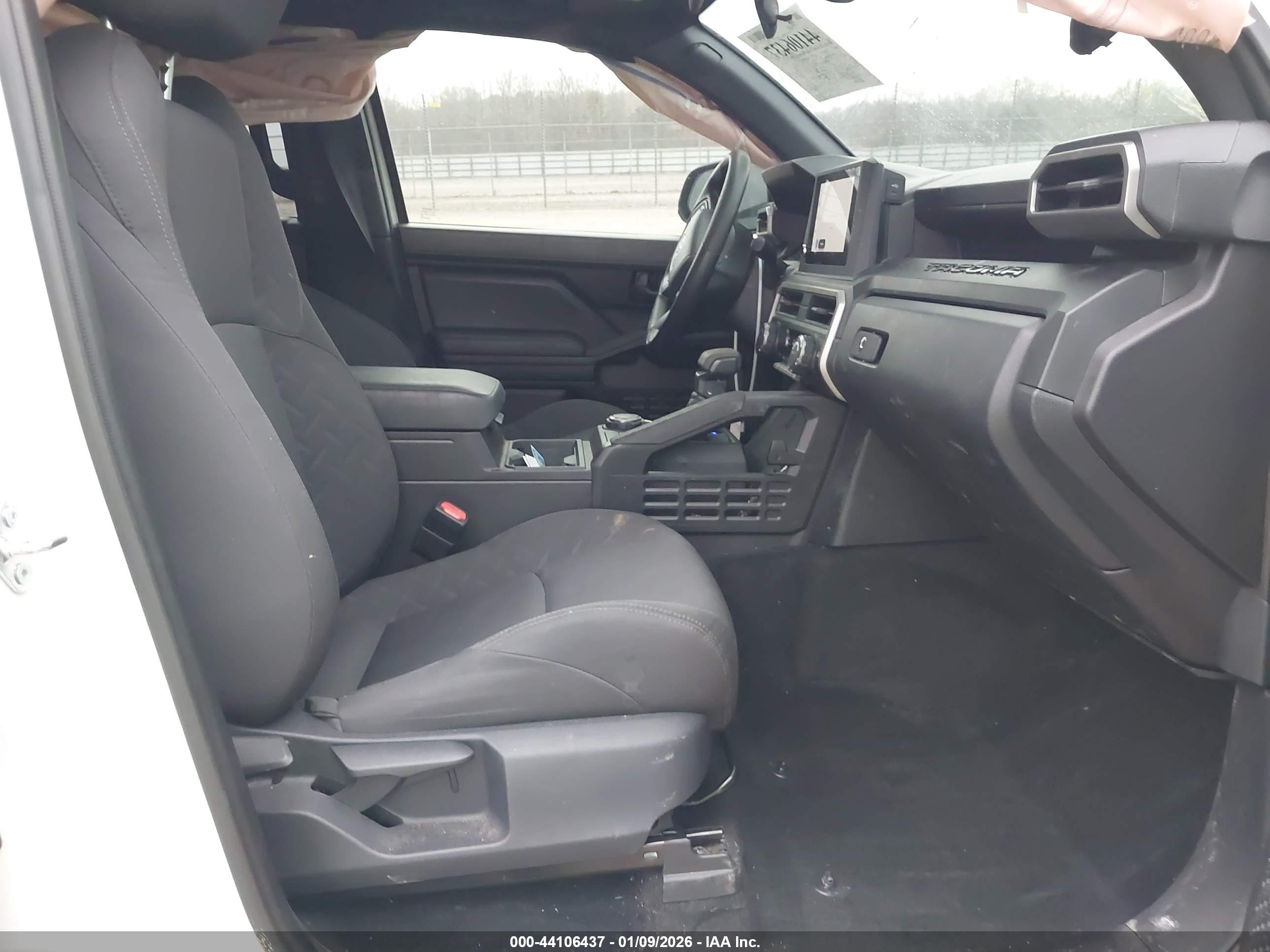 TOYOTA TACOMA image 5