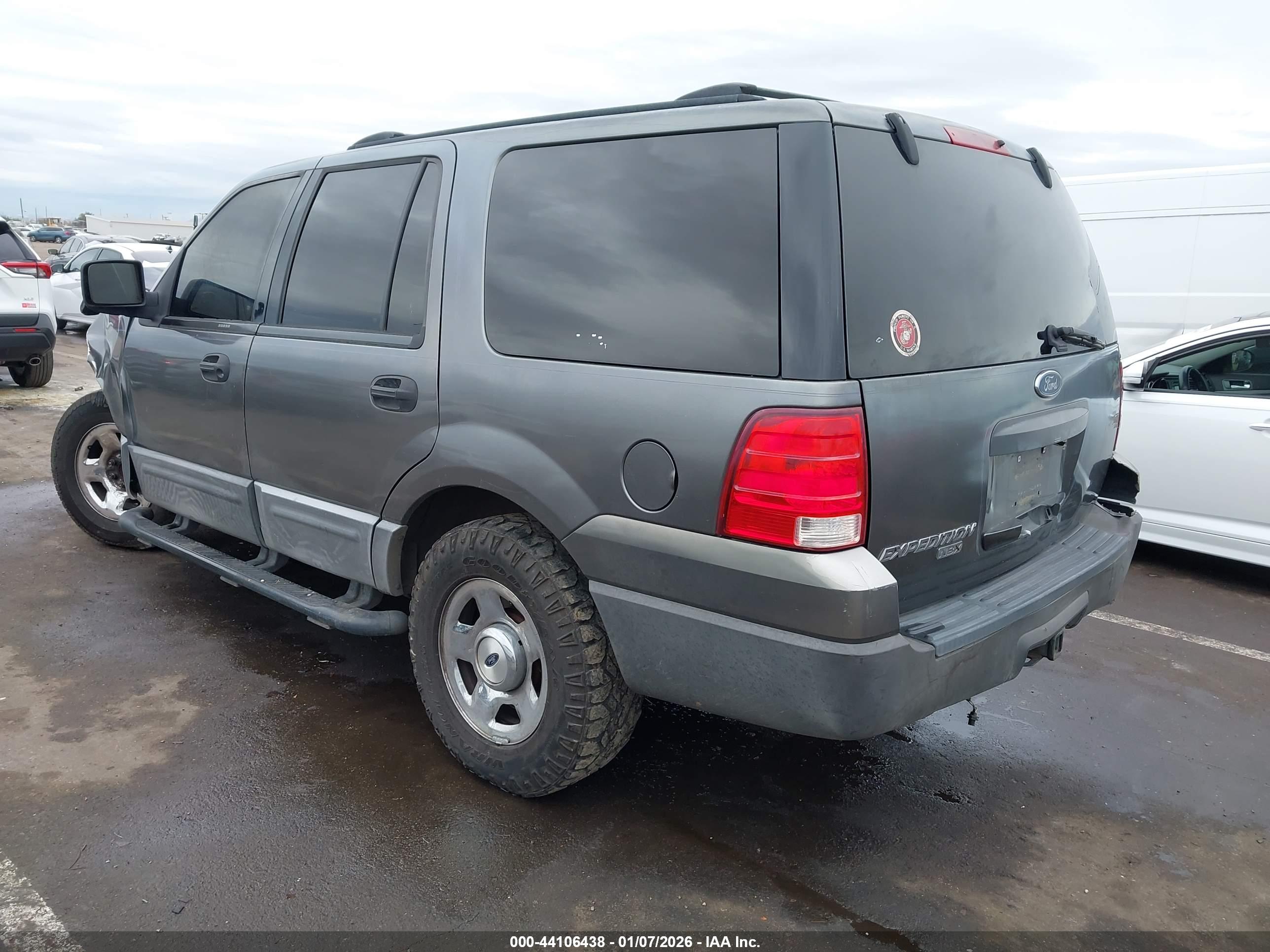 FORD EXPEDITION image 3