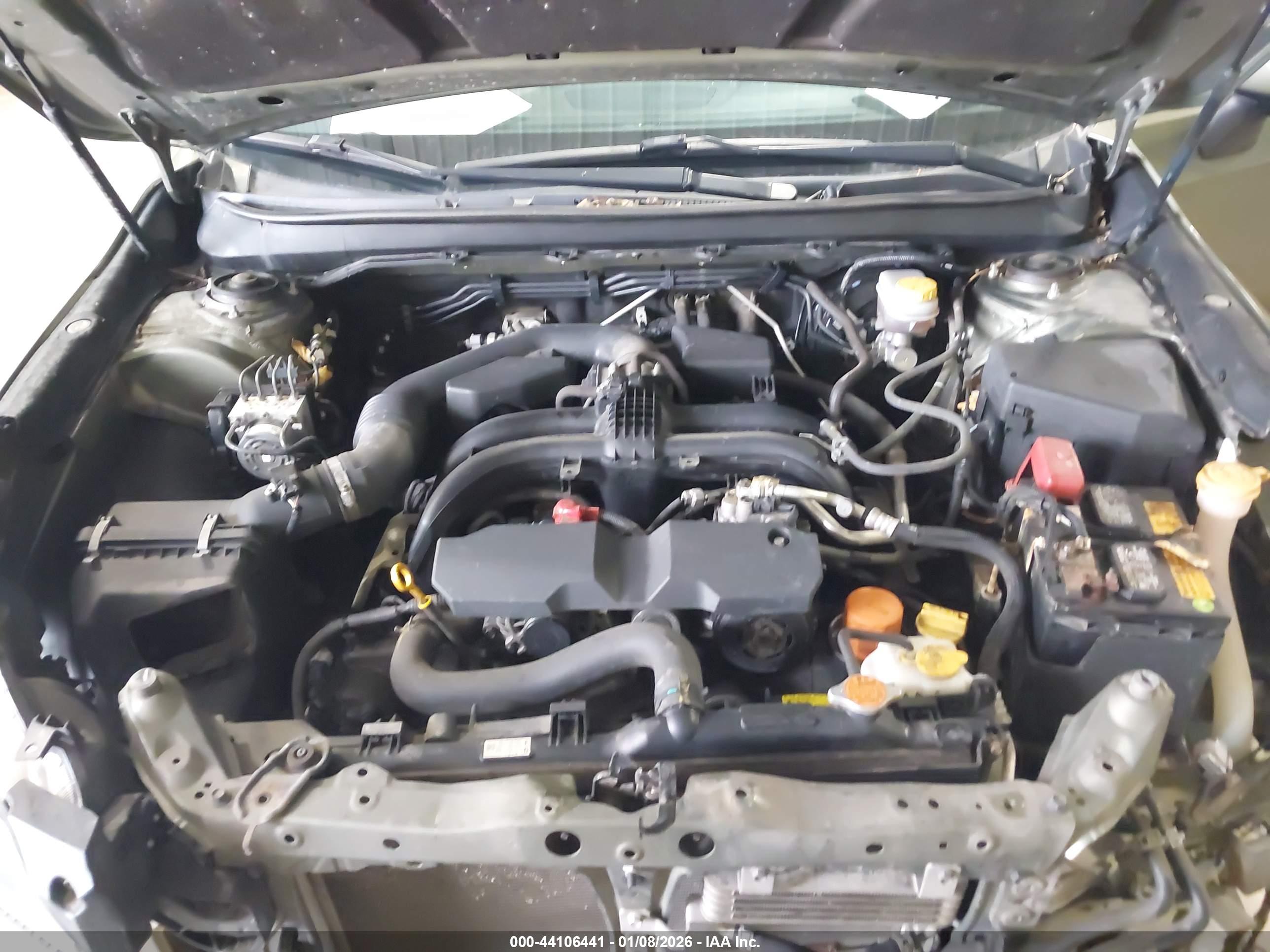 SUBARU OUTBACK image 10