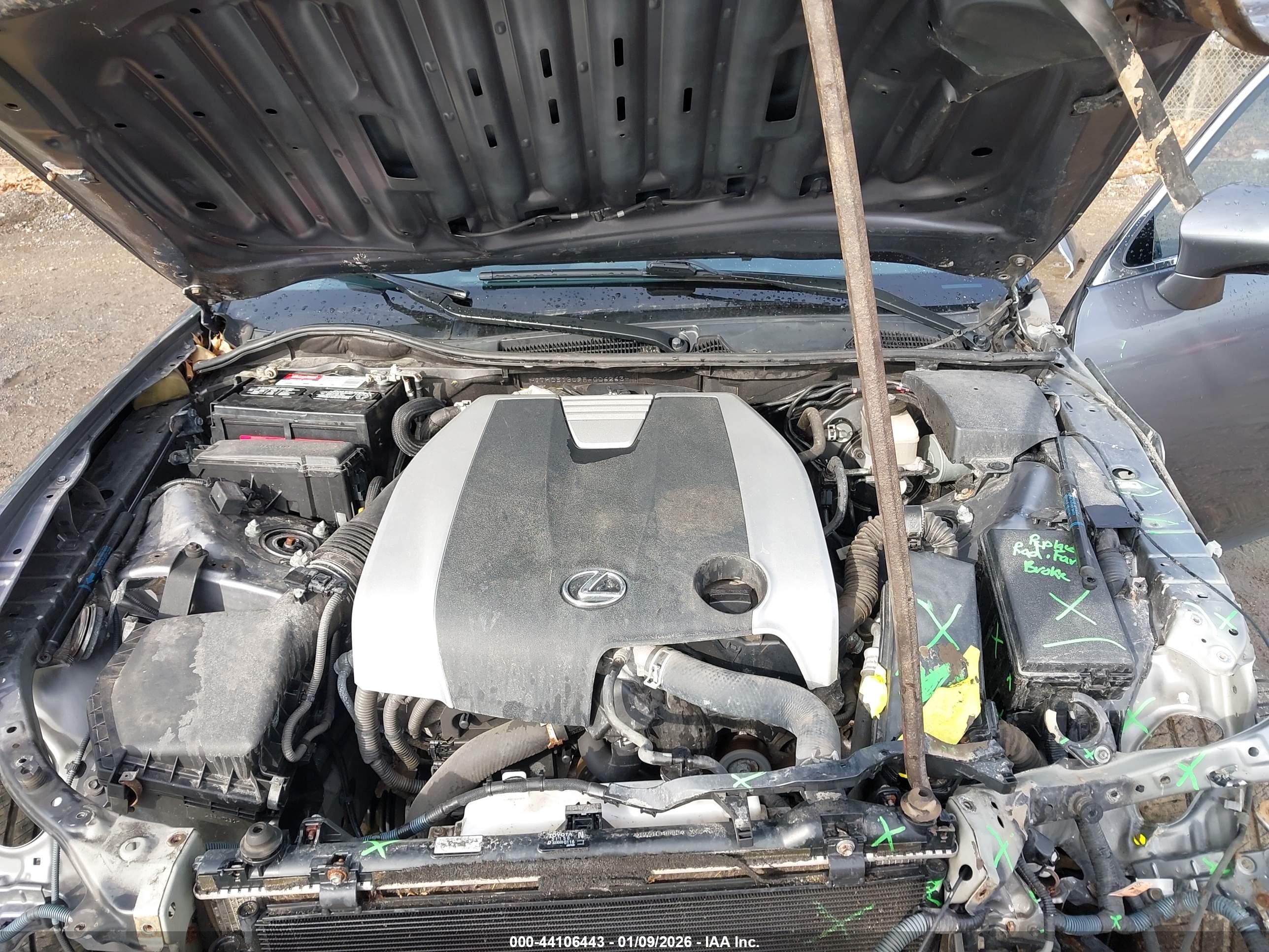 LEXUS GS image 10