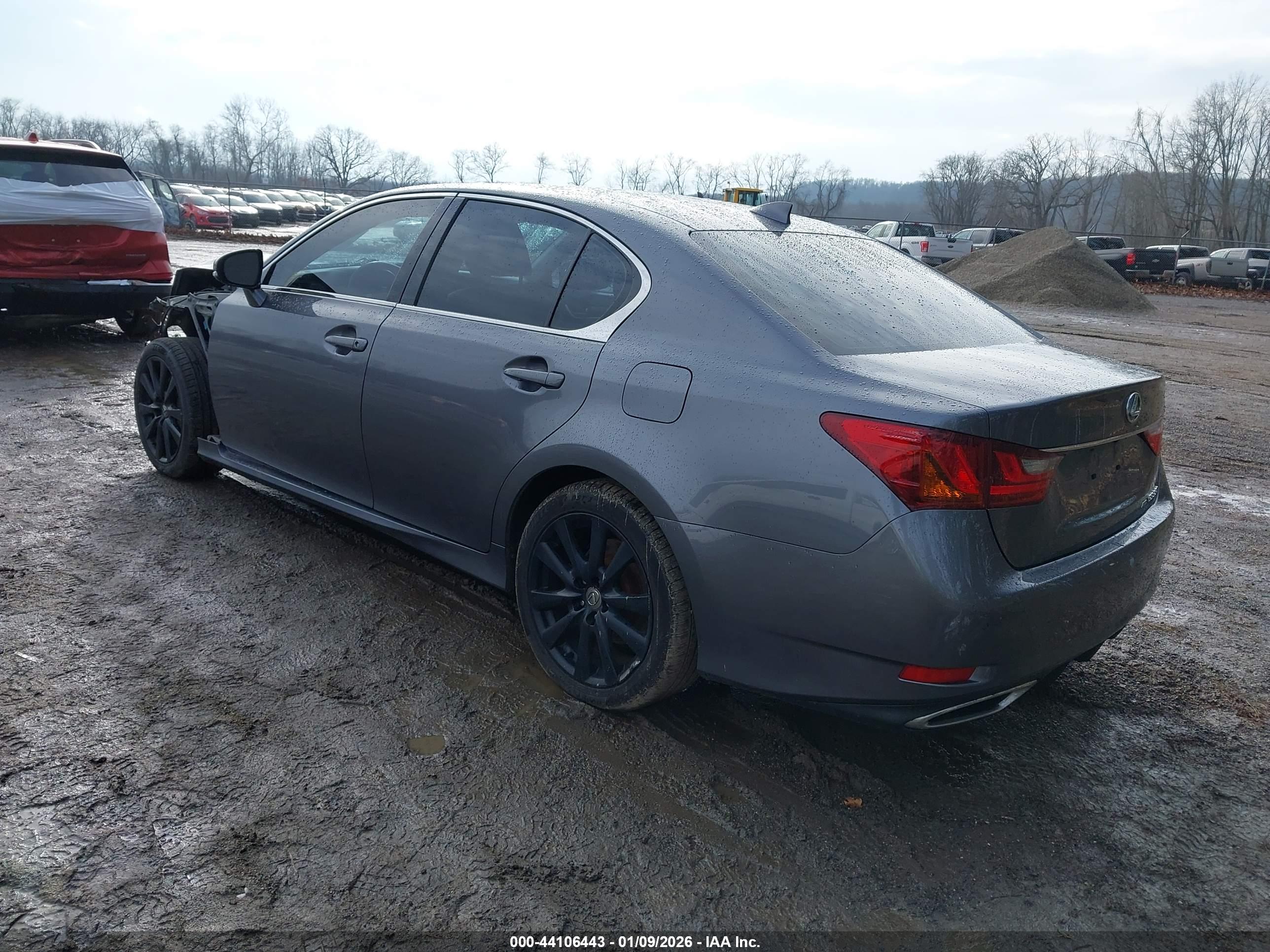 LEXUS GS image 3