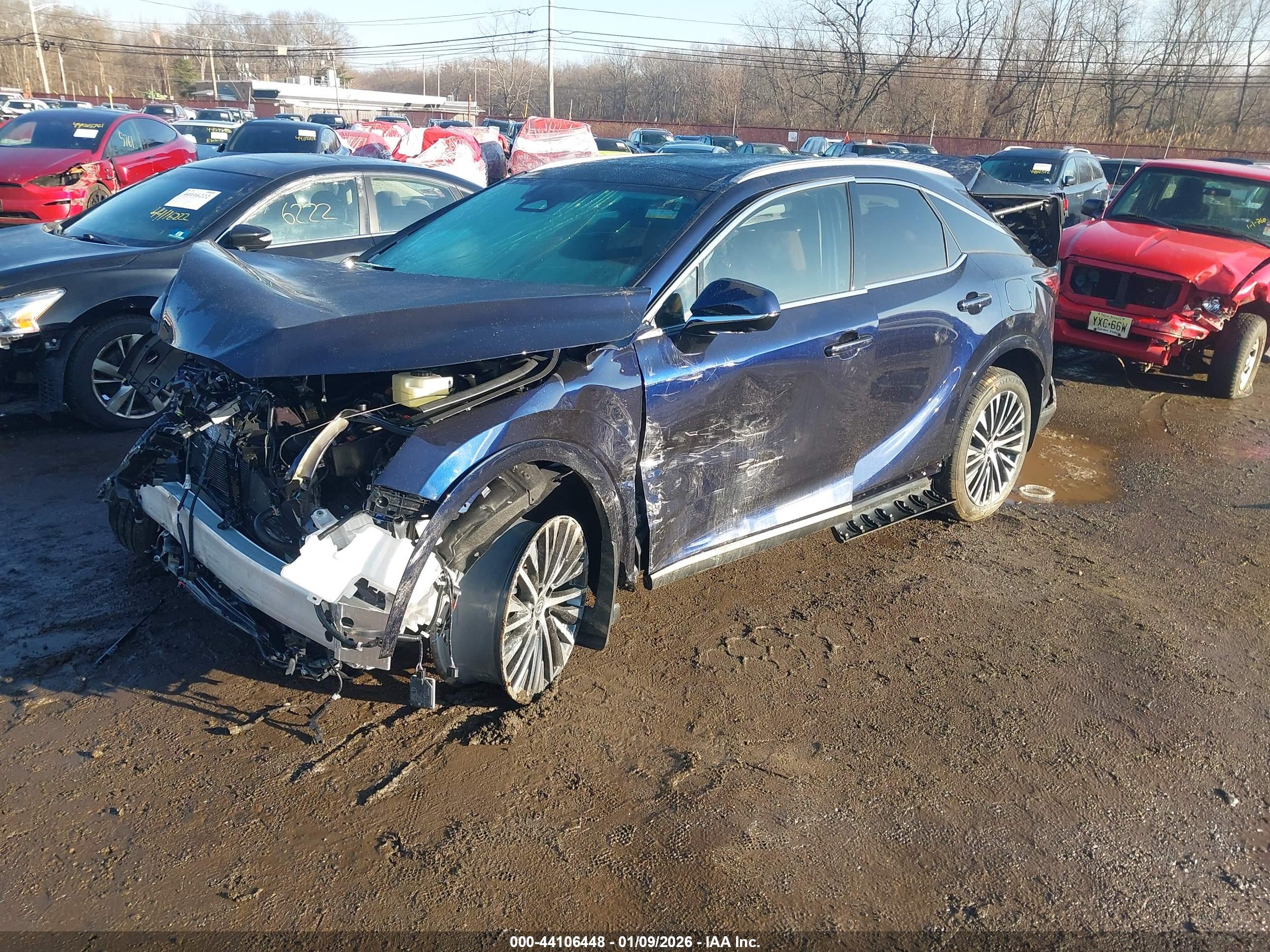 LEXUS RX image 2
