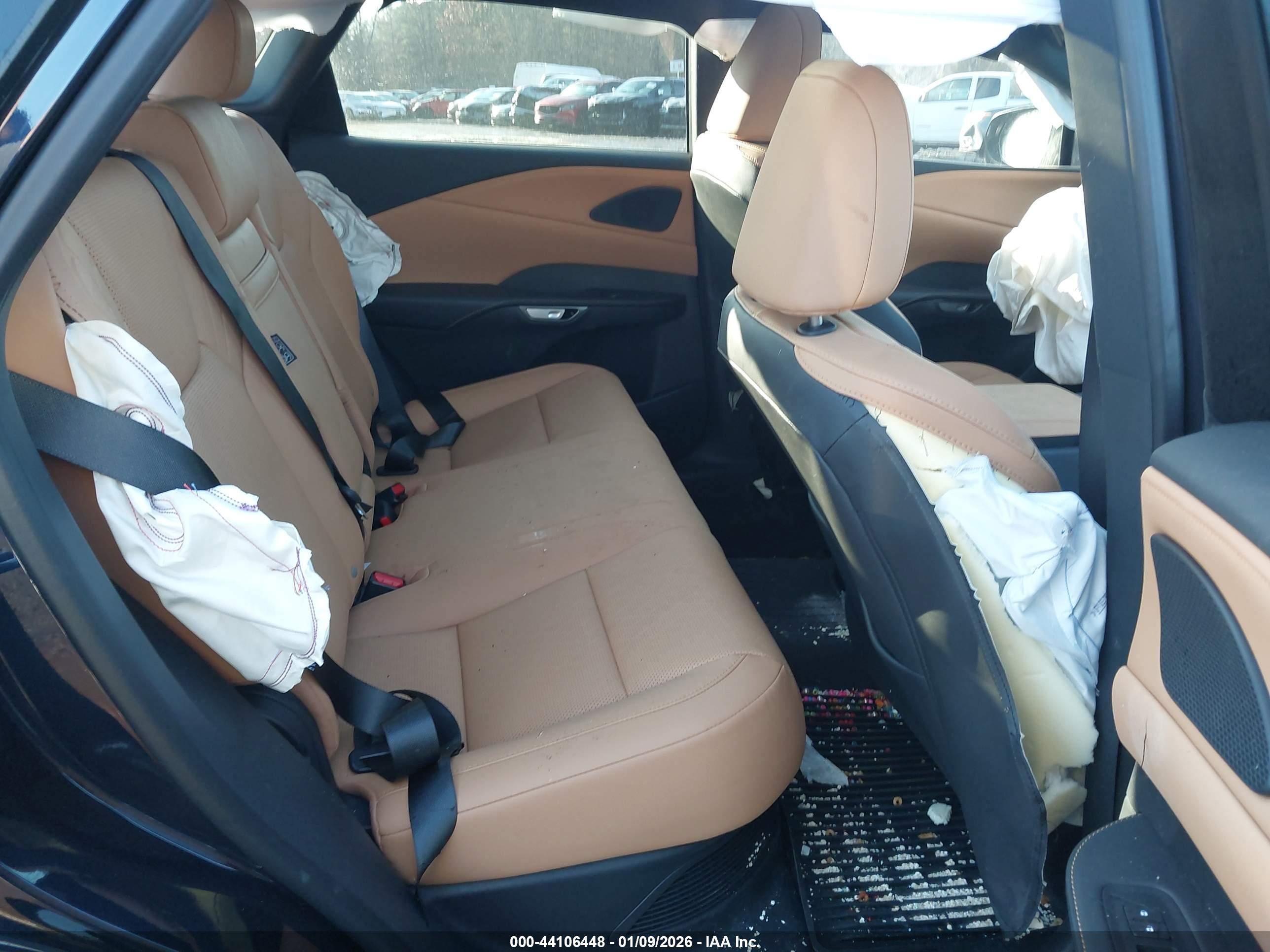 LEXUS RX image 8