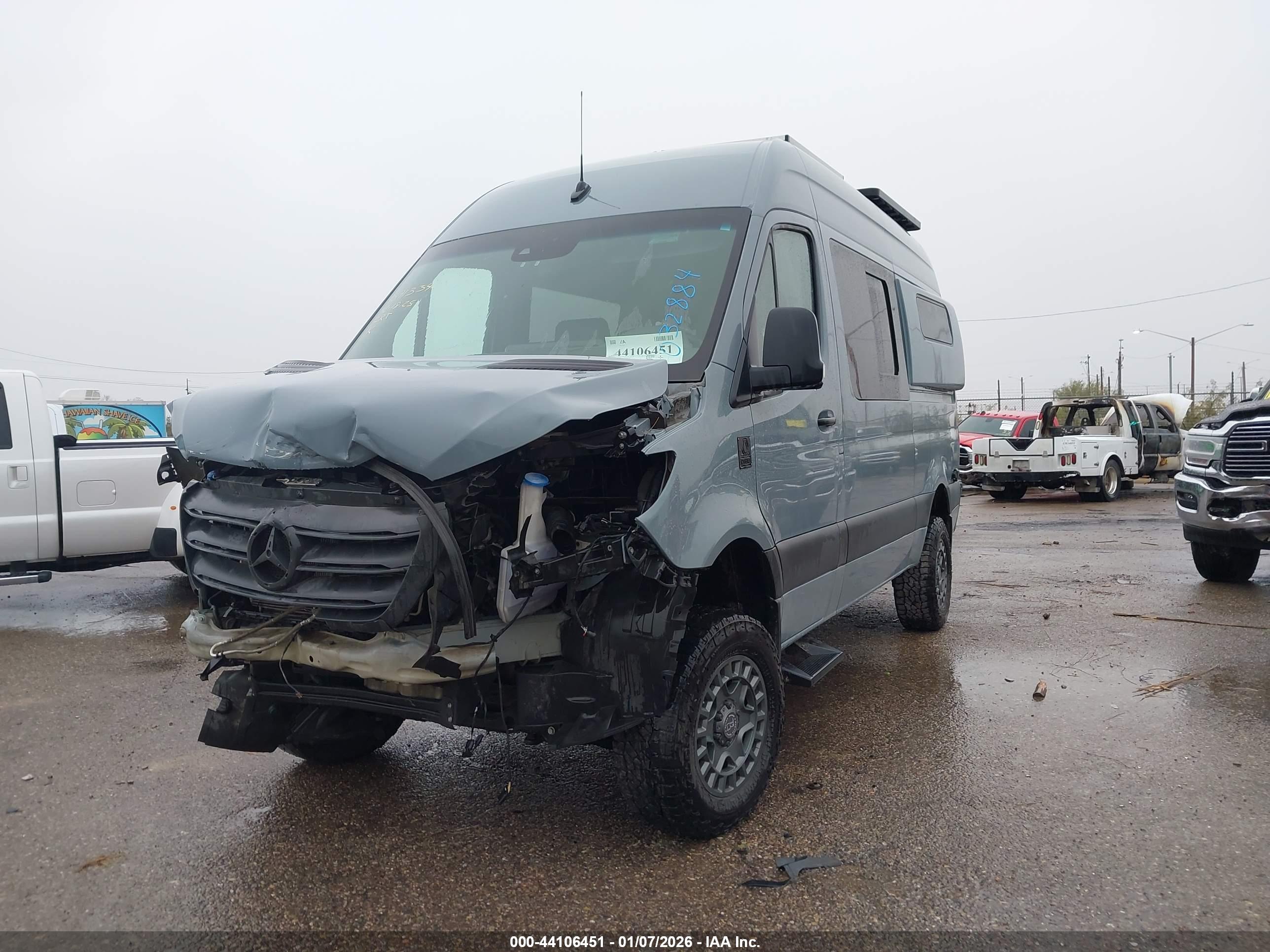 MERCEDES-BENZ SPRINTER image 6