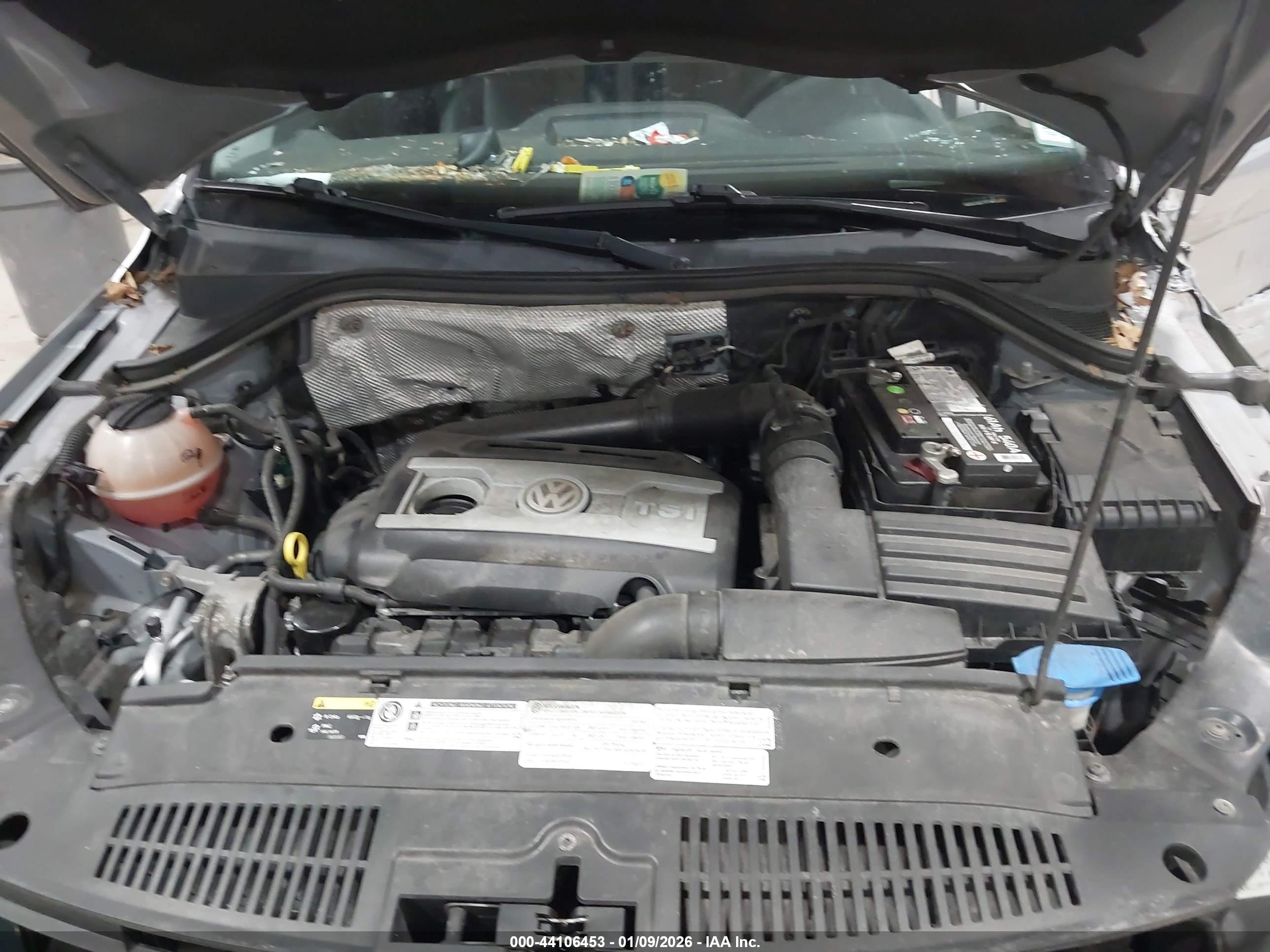VOLKSWAGEN TIGUAN image 10