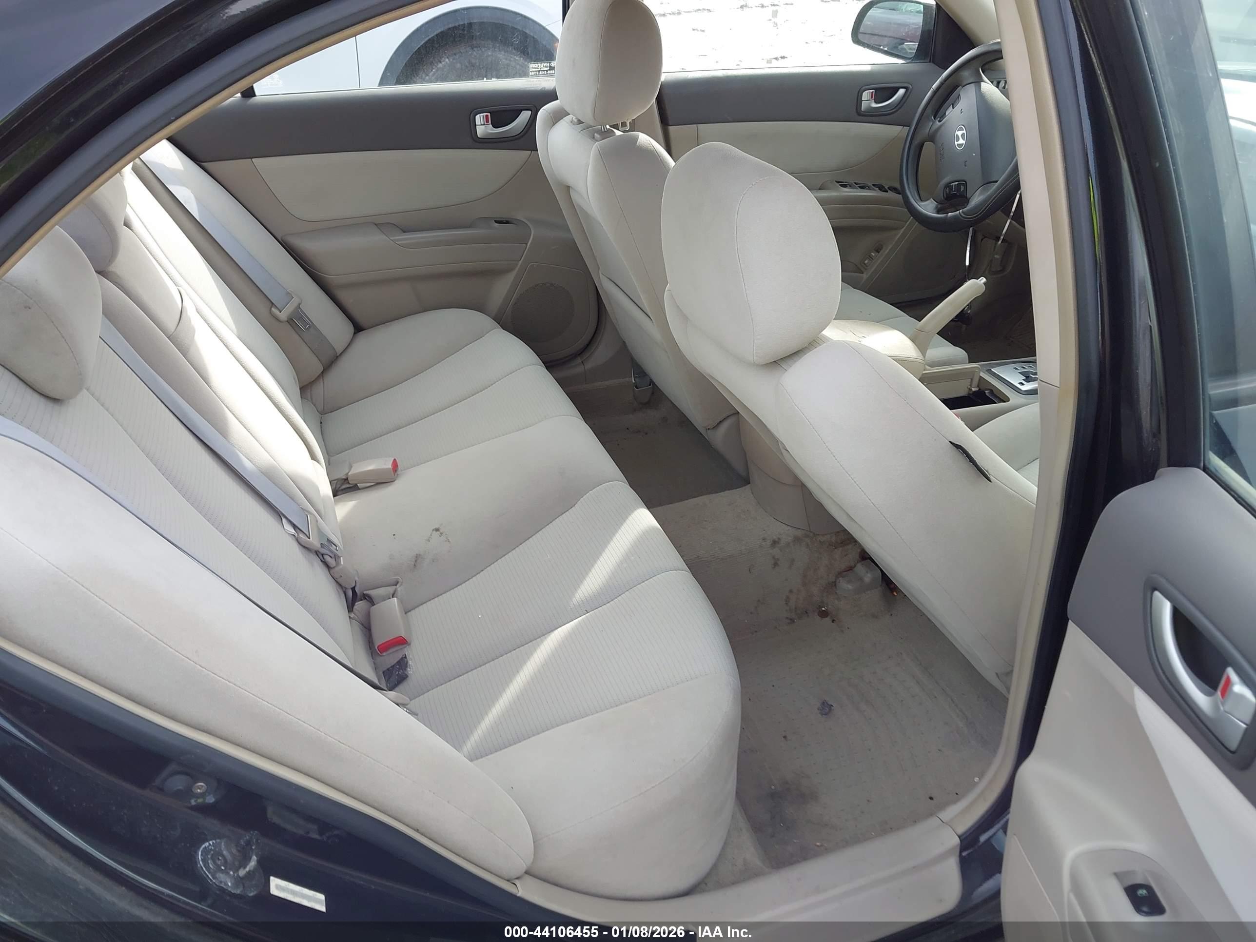 HYUNDAI SONATA image 8