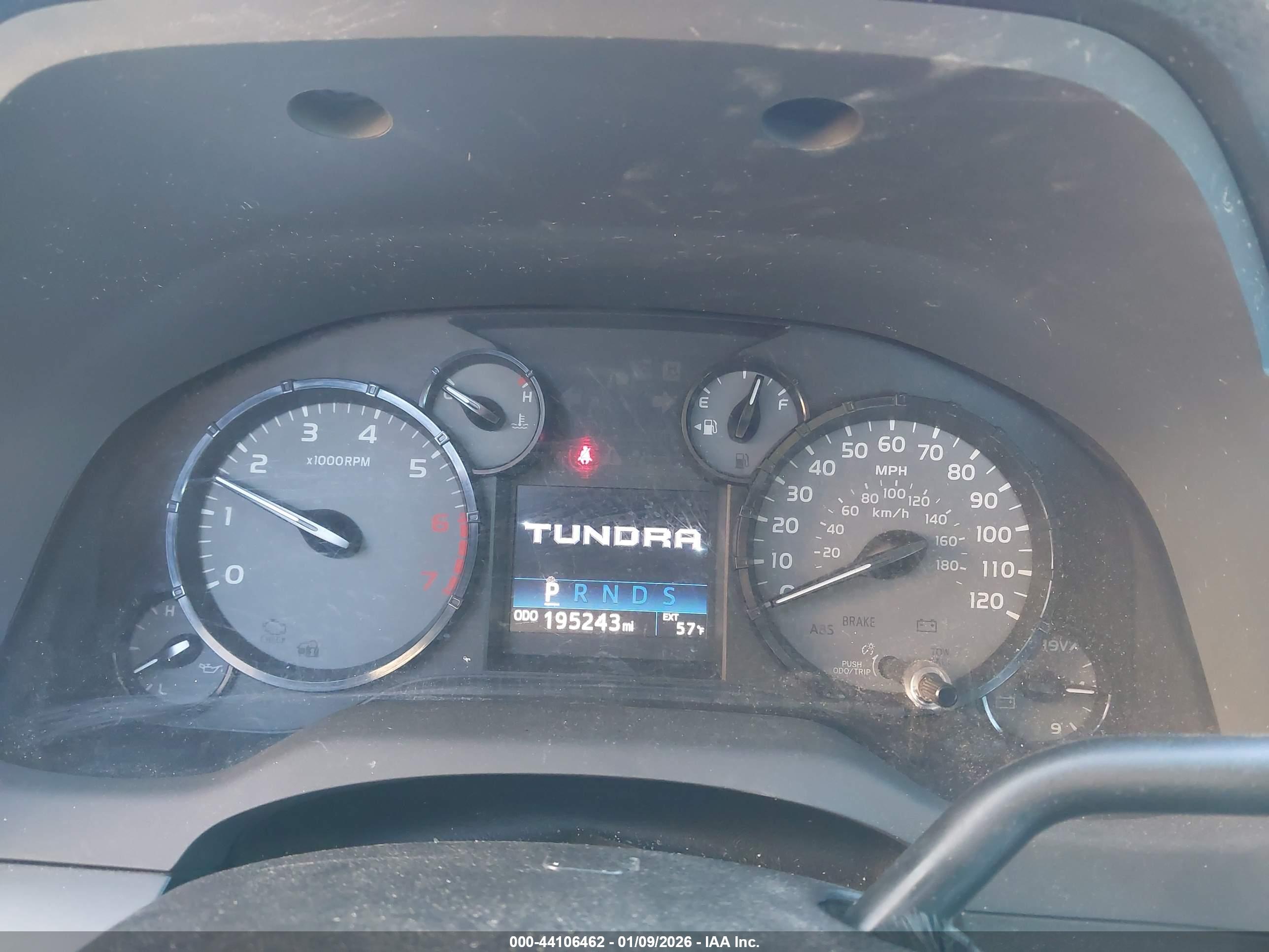 TOYOTA TUNDRA image 7