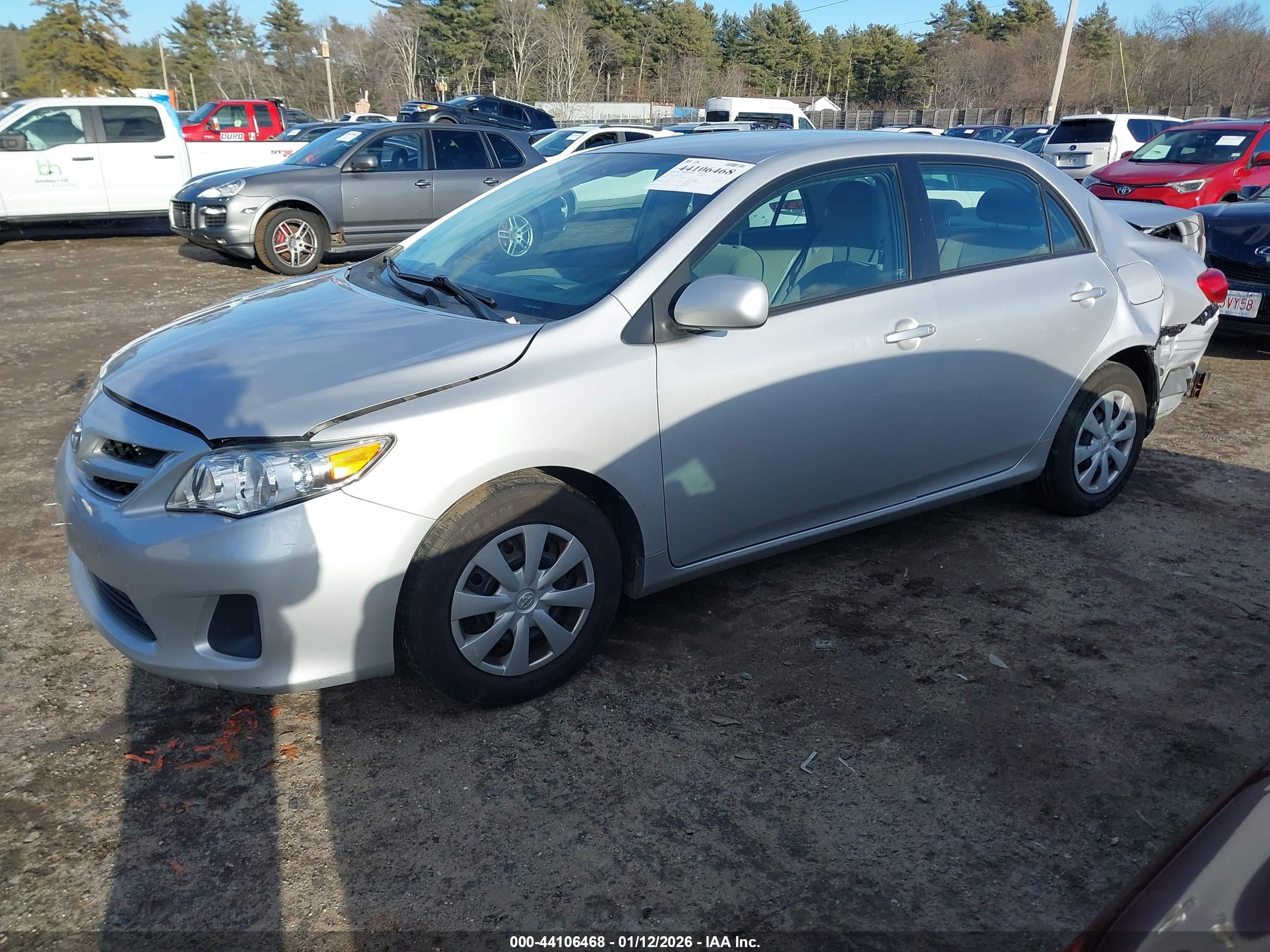 TOYOTA COROLLA image 2