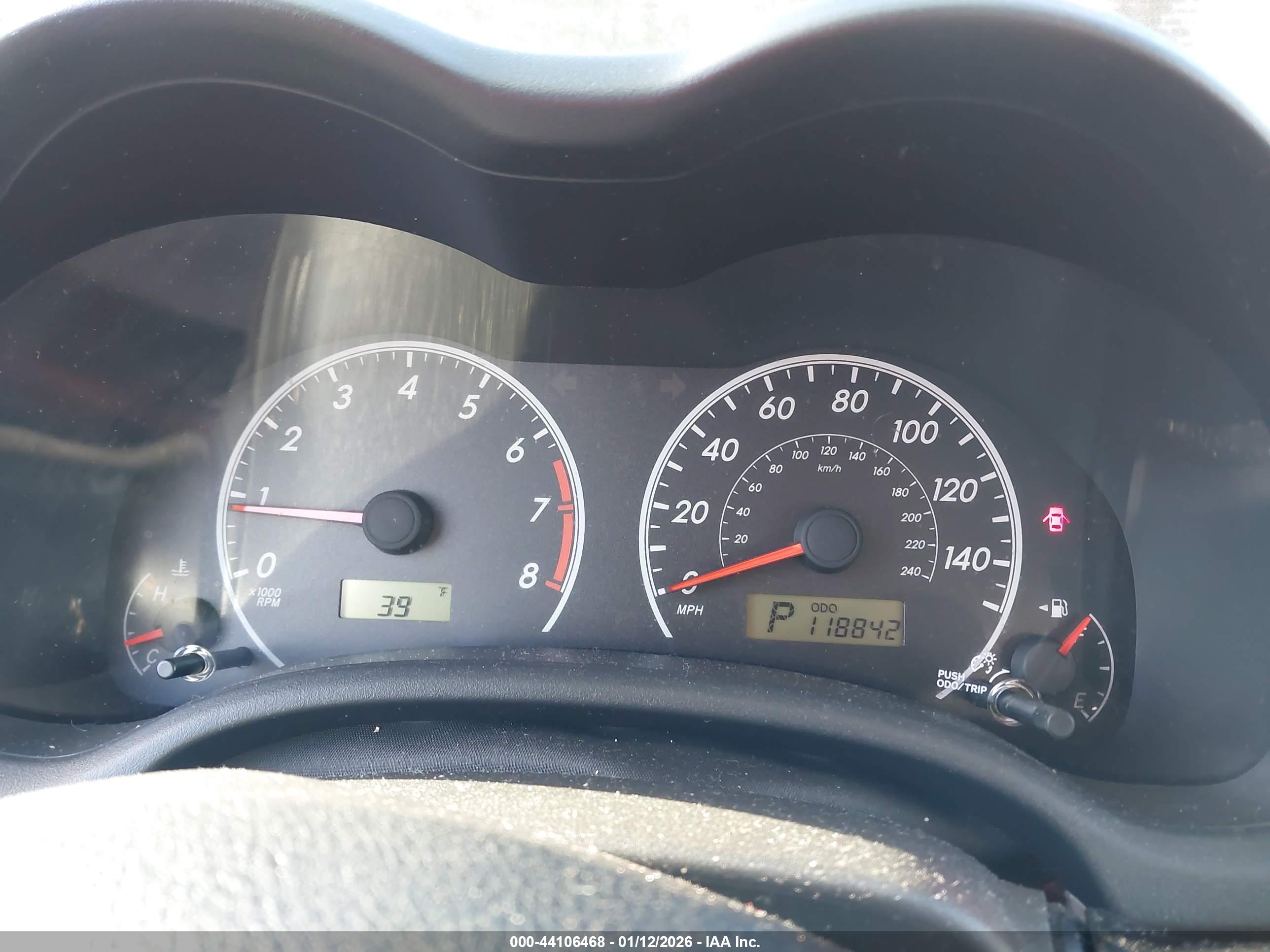 TOYOTA COROLLA image 7