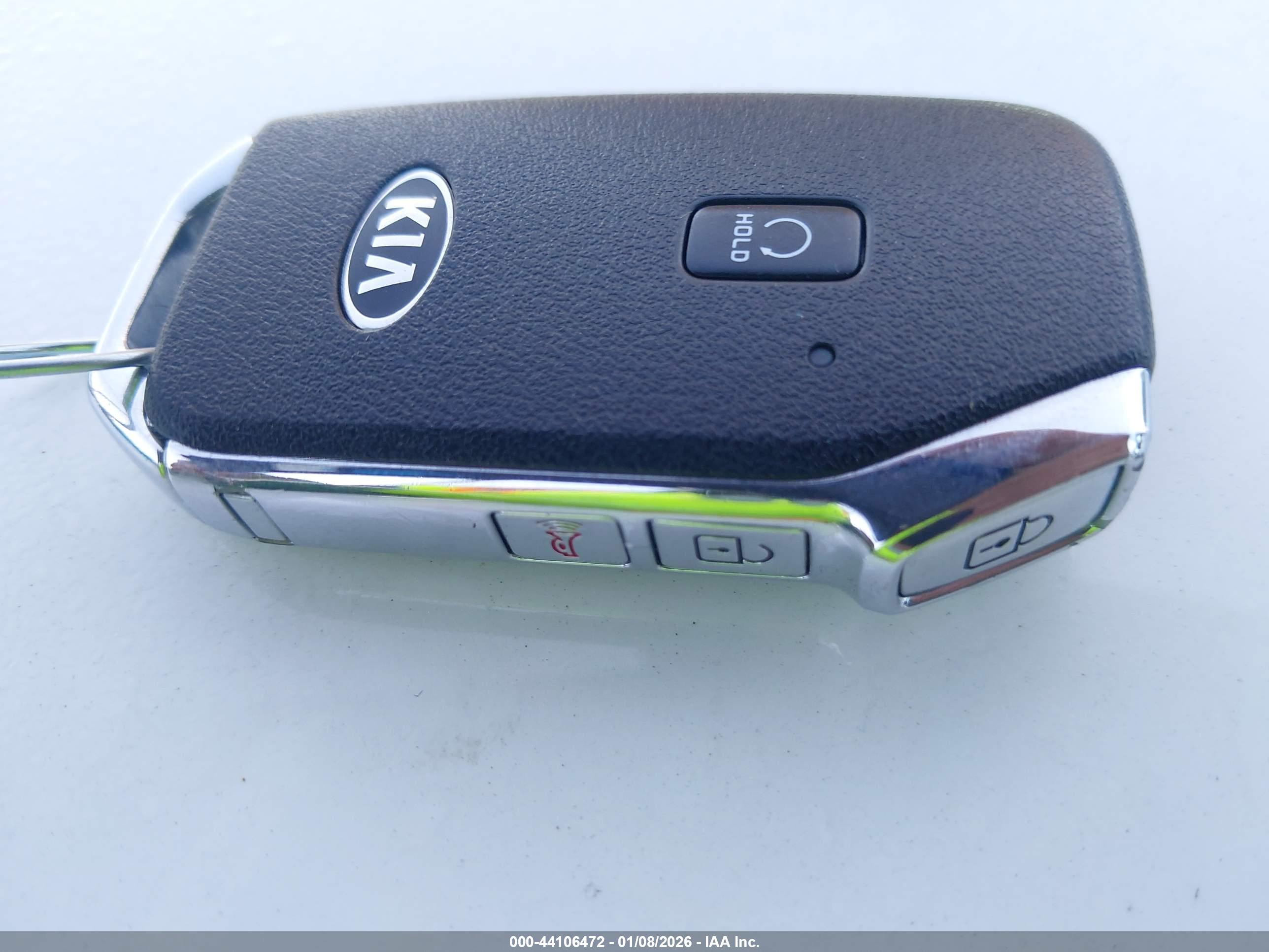 KIA SORENTO image 11