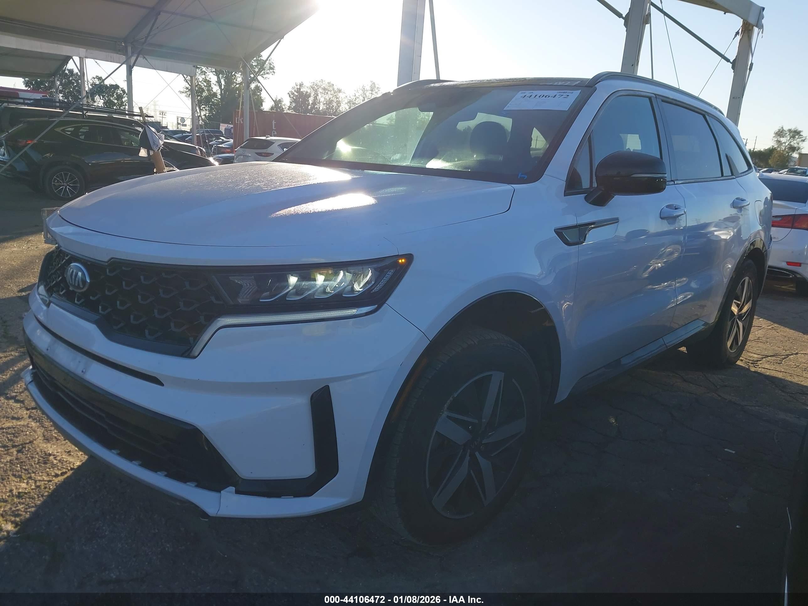 KIA SORENTO image 2