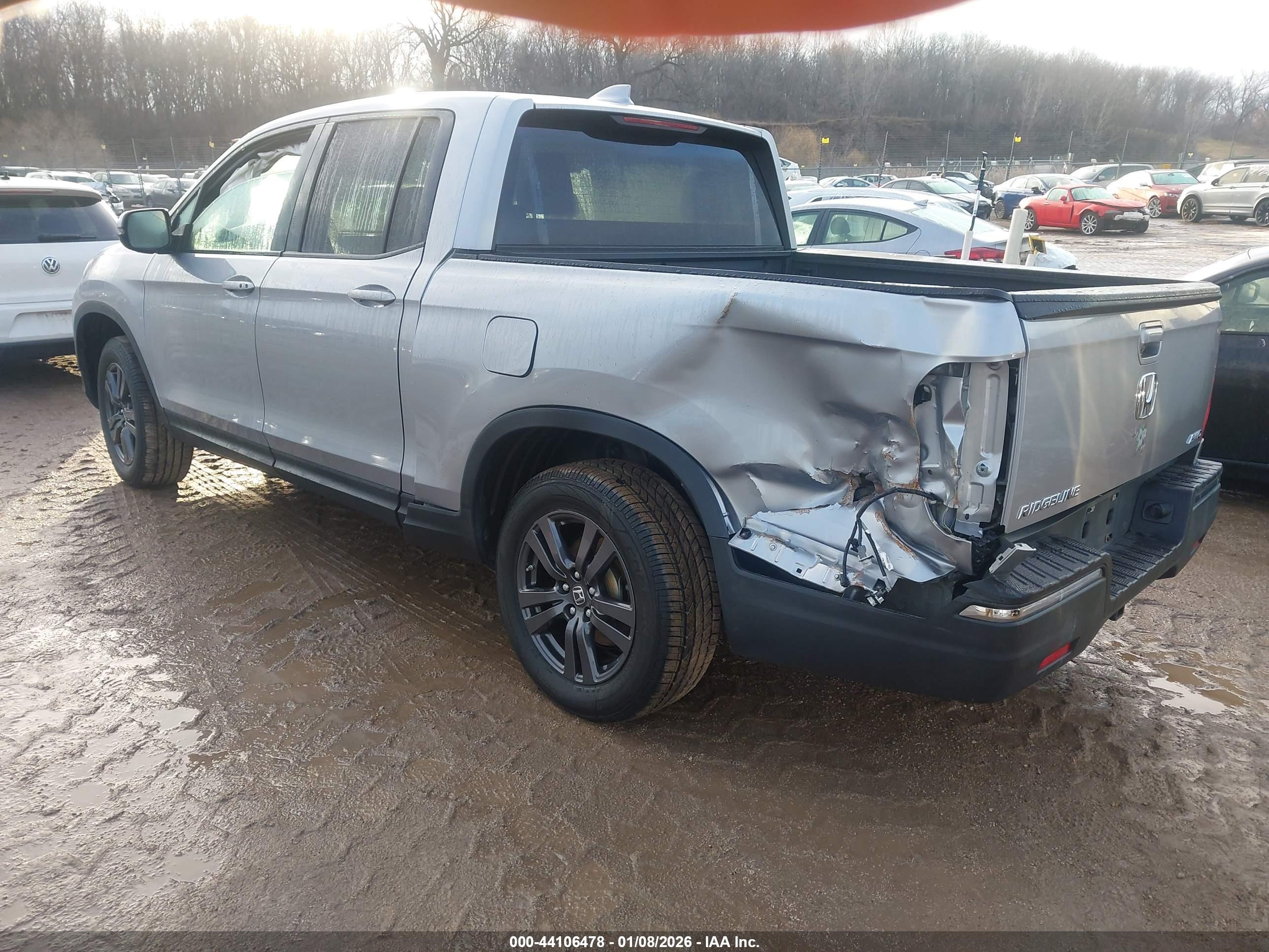 HONDA RIDGELINE image 3