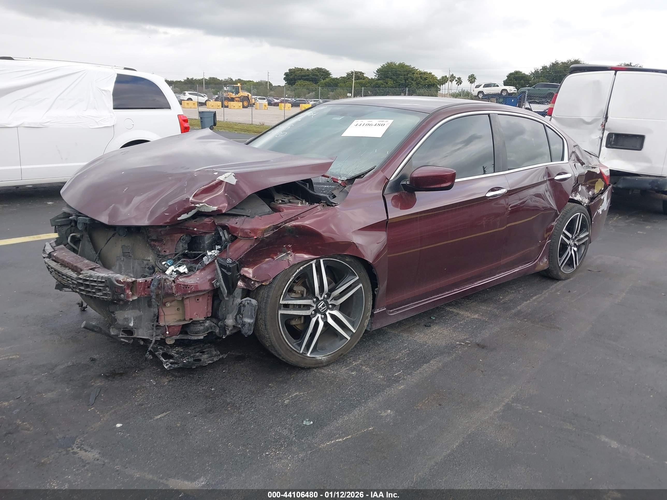 HONDA ACCORD image 2