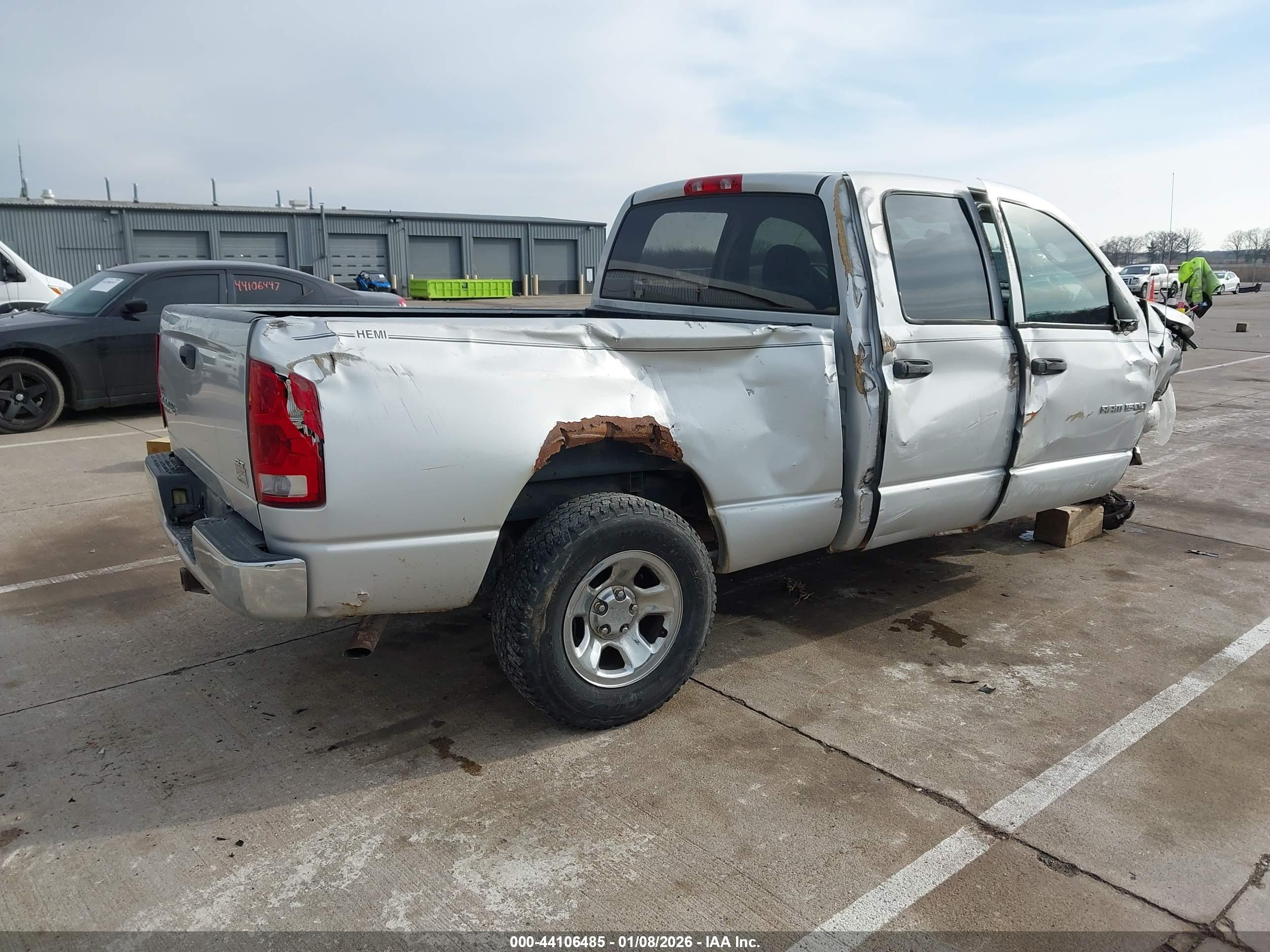 DODGE RAM image 4
