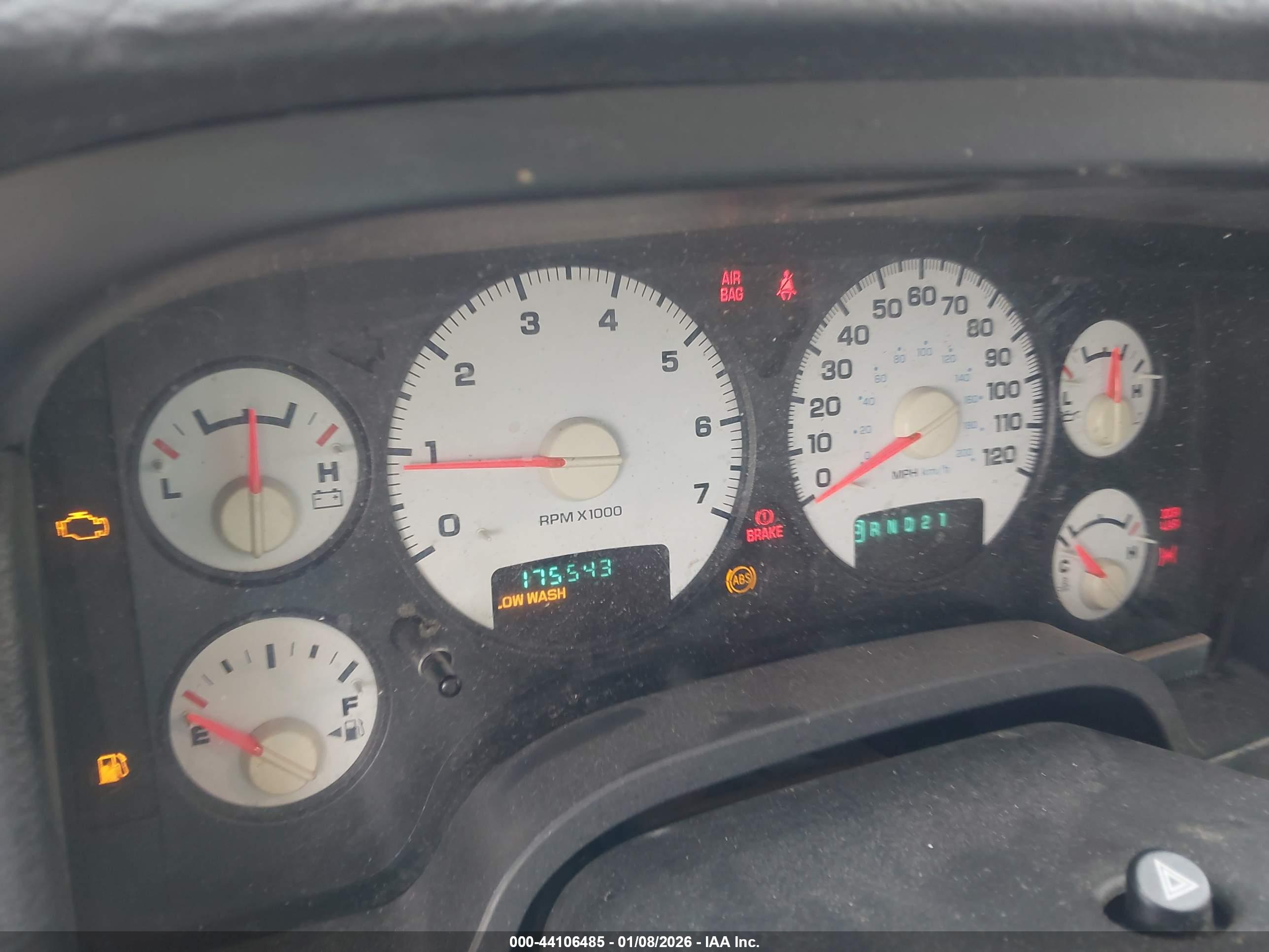 DODGE RAM image 7