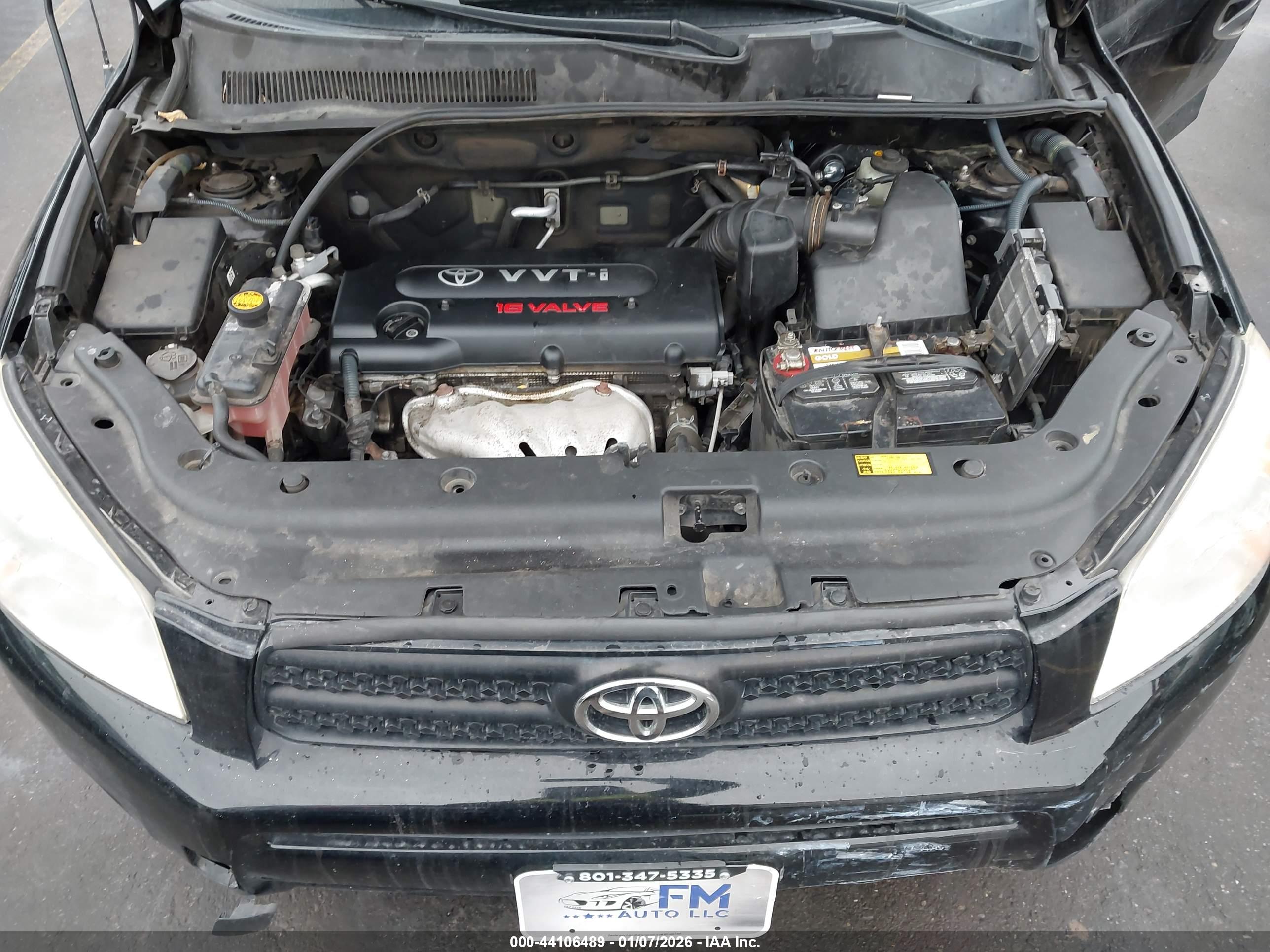 TOYOTA RAV4 image 10
