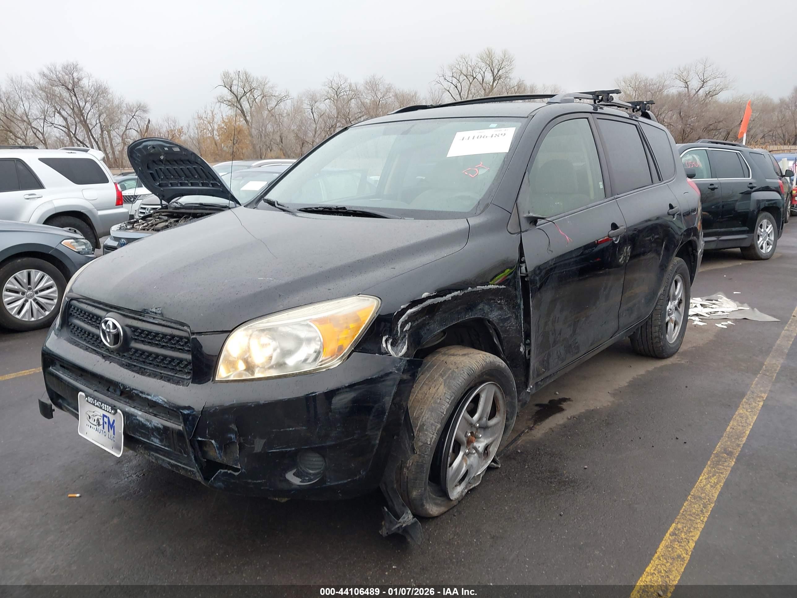 TOYOTA RAV4 image 6